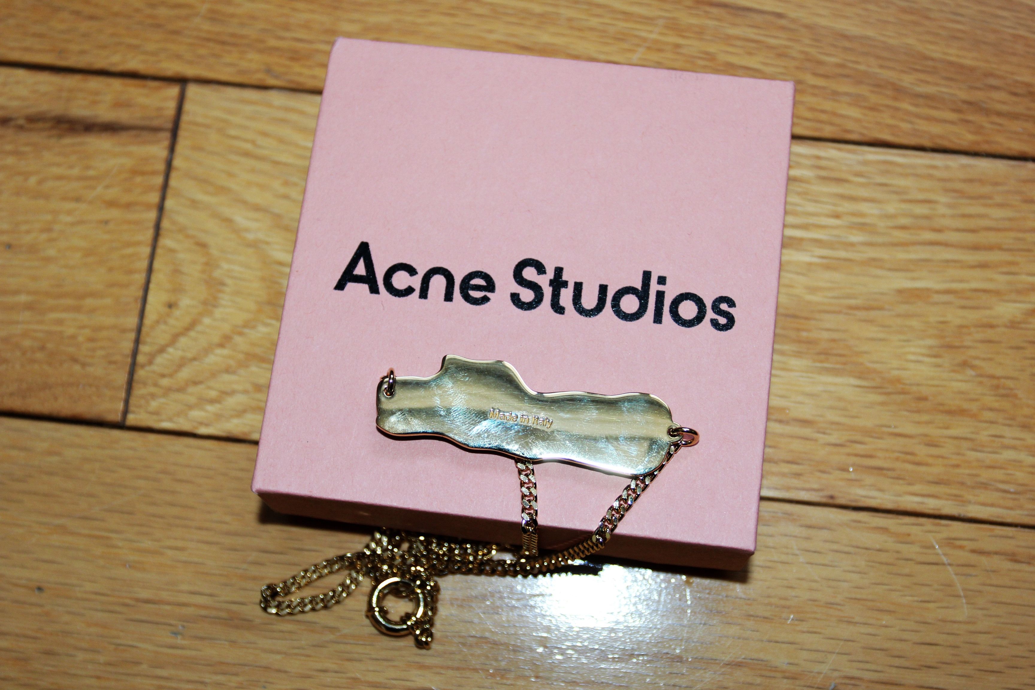 Acne Studios BNWT AW23 ACNE STUDIOS LOGO PLAQUE NECKLACE Size ONE SIZE - 2 Thumbnail
