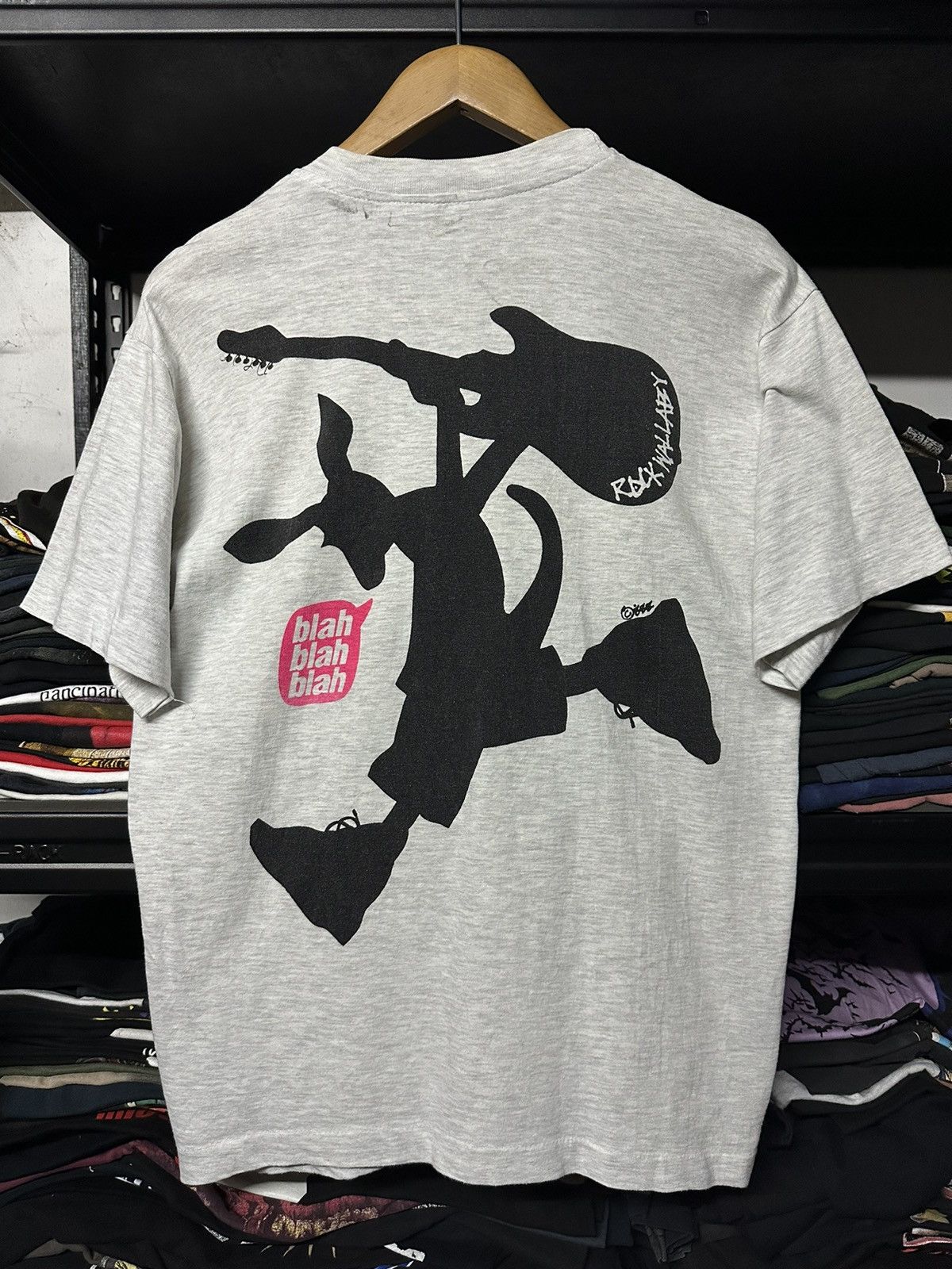 Band Tees × Vintage Vintage 90s Rock Wallaby Blah Blah Blah Faded Tee Size US L / EU 52-54 / 3 - 1 Thumbnail