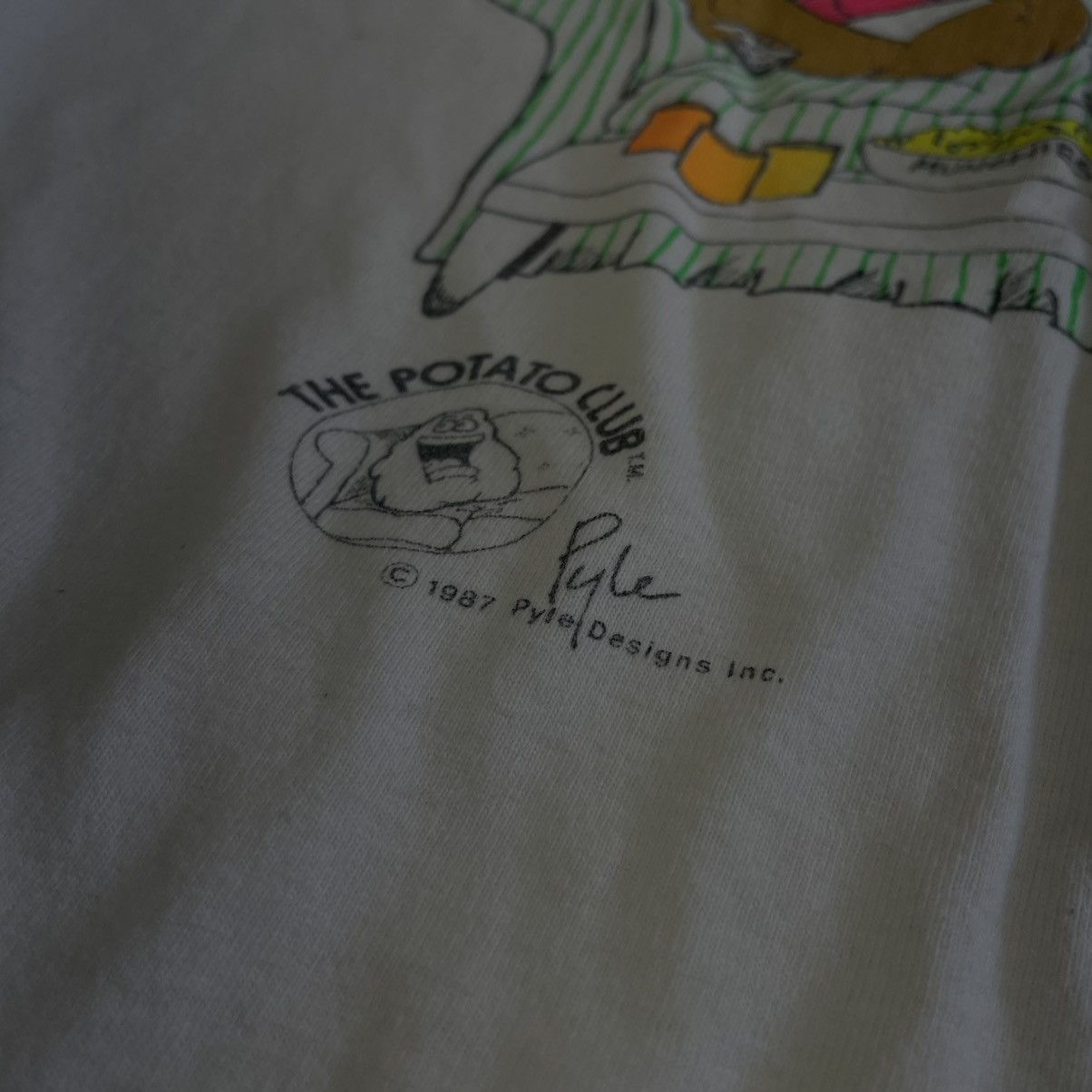 Vintage Vintage 80s White The Potato Club T Shirt Size US L / EU 52-54 / 3 - 3 Thumbnail