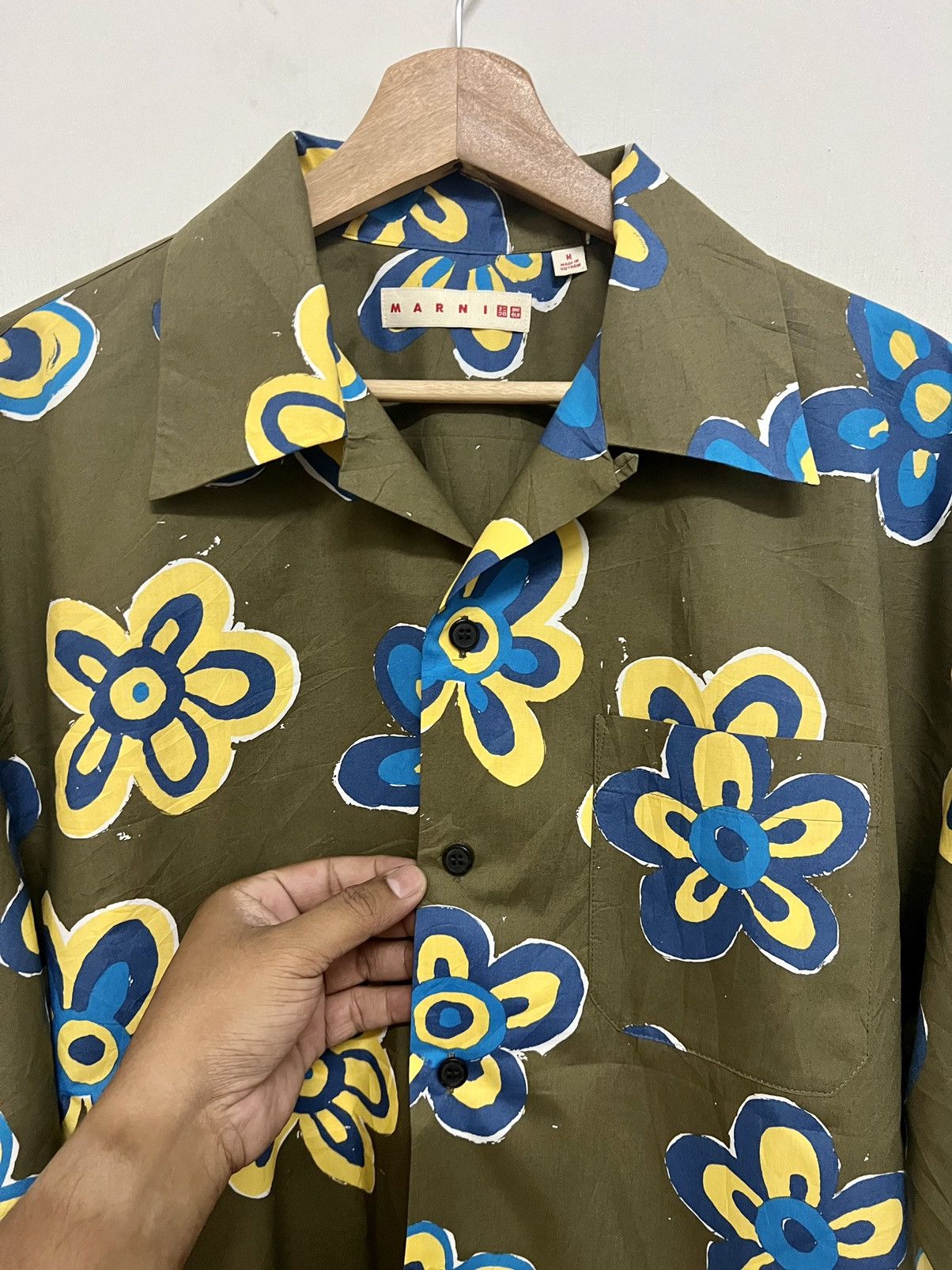 Marni × Uniqlo Marni Uniqlo Oversized Printed Open Collar Shirt Size US M / EU 48-50 / 2 - 7 Thumbnail