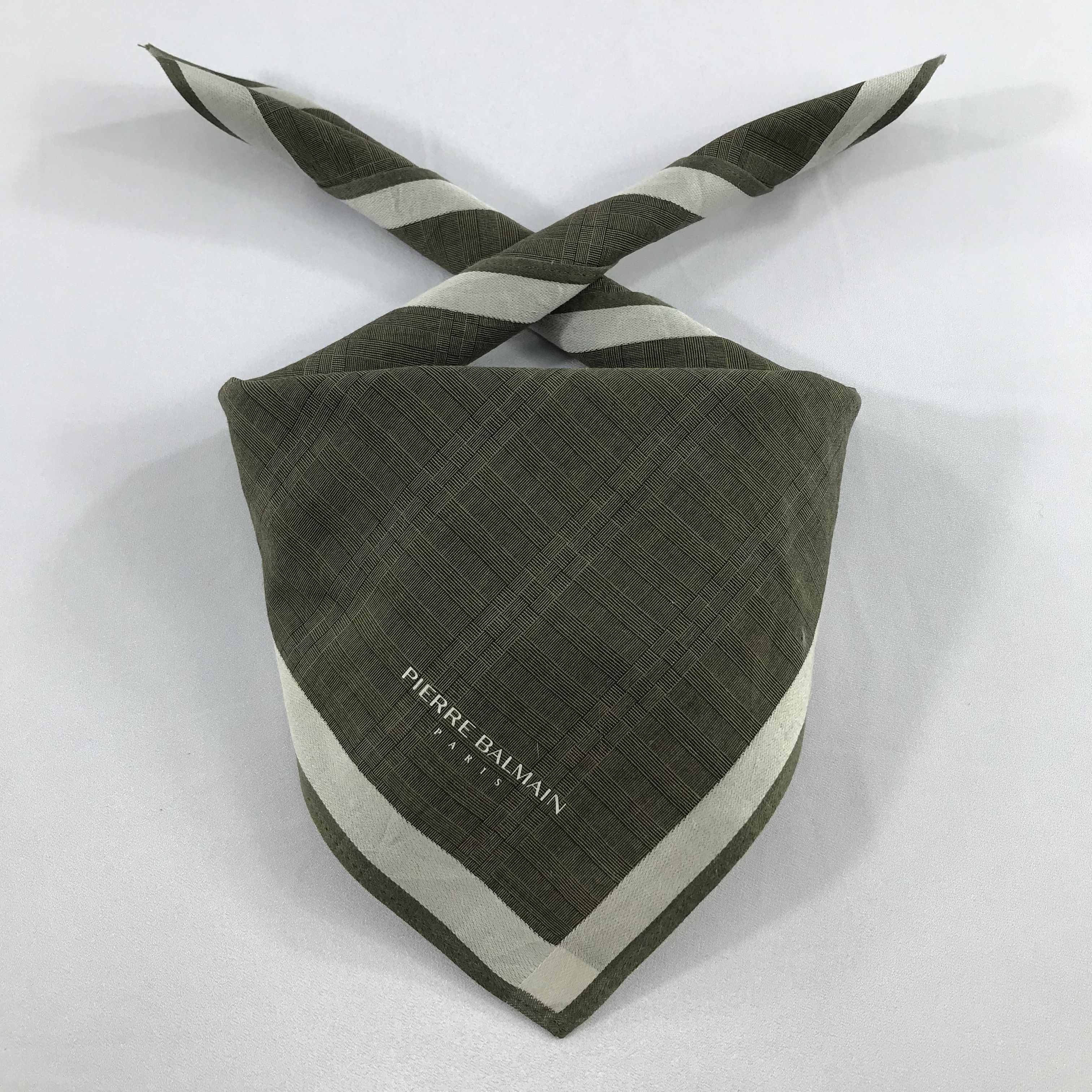 Pierre Balmain × Vintage Pierre Balmain Bandana / Handkerchief / Neckerchief - S2384 Size ONE SIZE - 3 Thumbnail