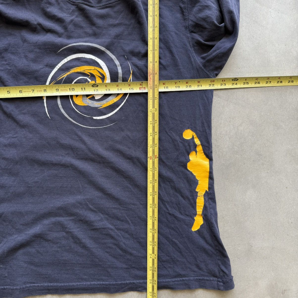 Vintage Vintage AND1 Y2K Navy Basketball Long Sleeve Tee Size US L / EU 52-54 / 3 - 5 Thumbnail