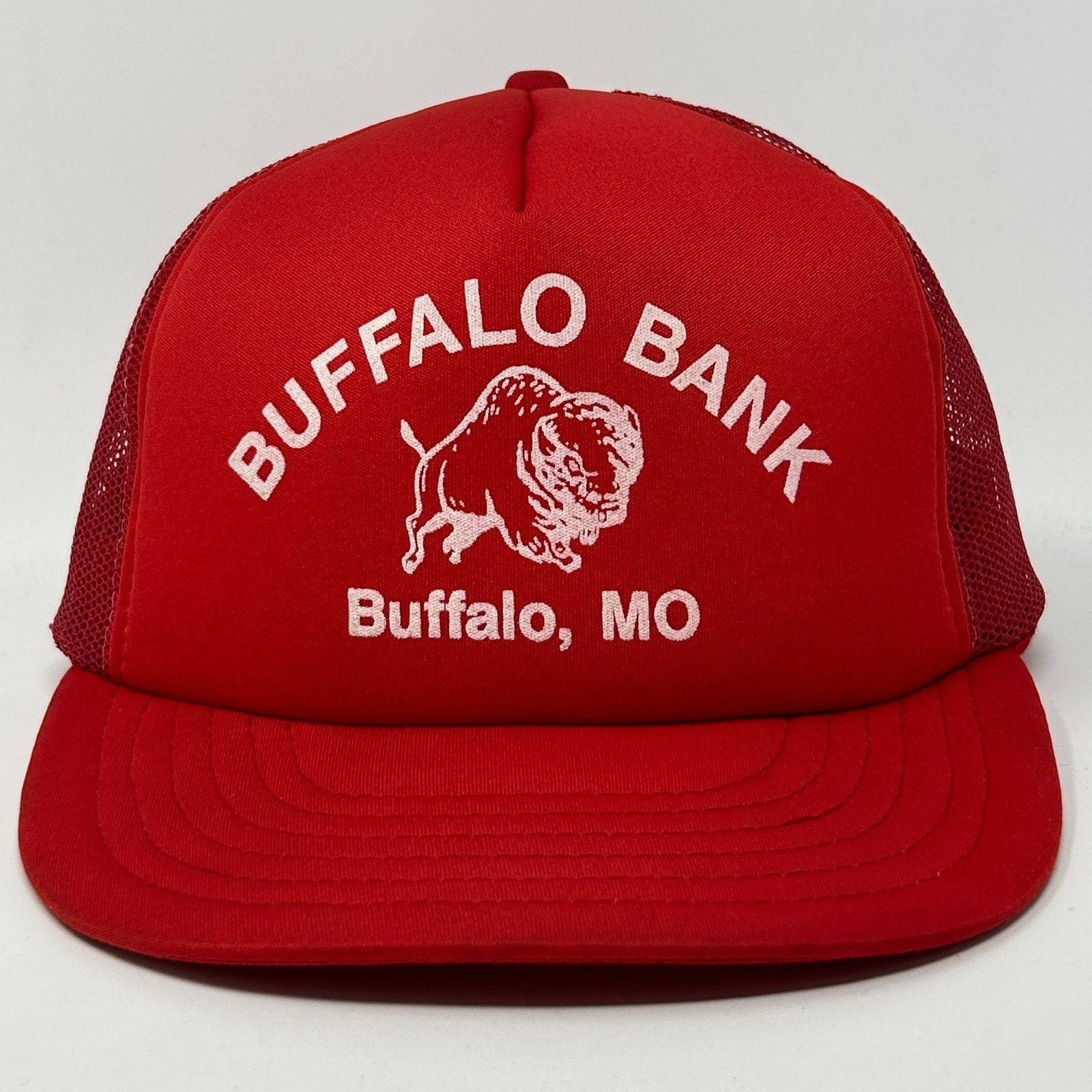 Vintage Vintage 80s Buffalo Bank Trucker Hat Baseball Cap Missouri Size ONE SIZE - 1 Thumbnail