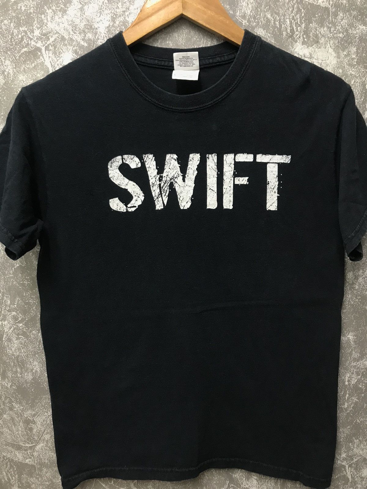 Band Tees × Rap Tees Vintage Taylor Swift Fearless Tour Tee Size US S / EU 44-46 / 1 - 2 Thumbnail