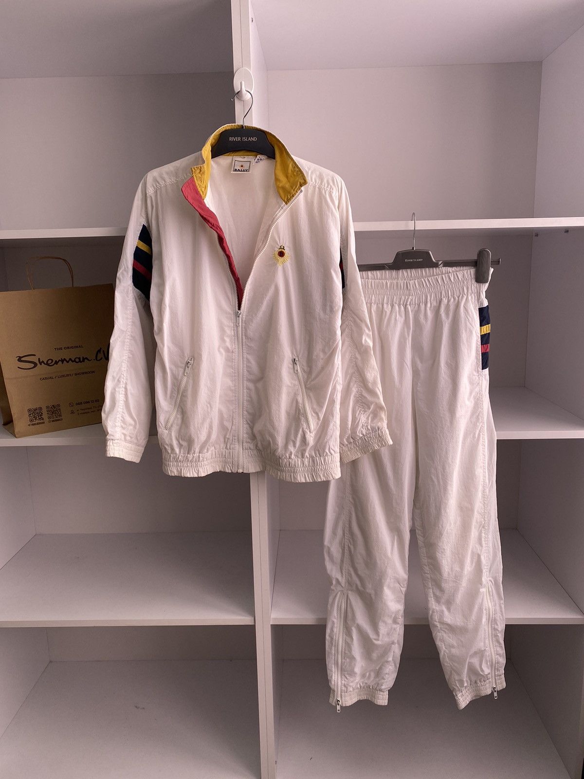 Bally × Designer × Vintage Vintage Bally Luxury StreetWear 90s style Suit Size US XS / EU 42 / 0 - 1 Thumbnail