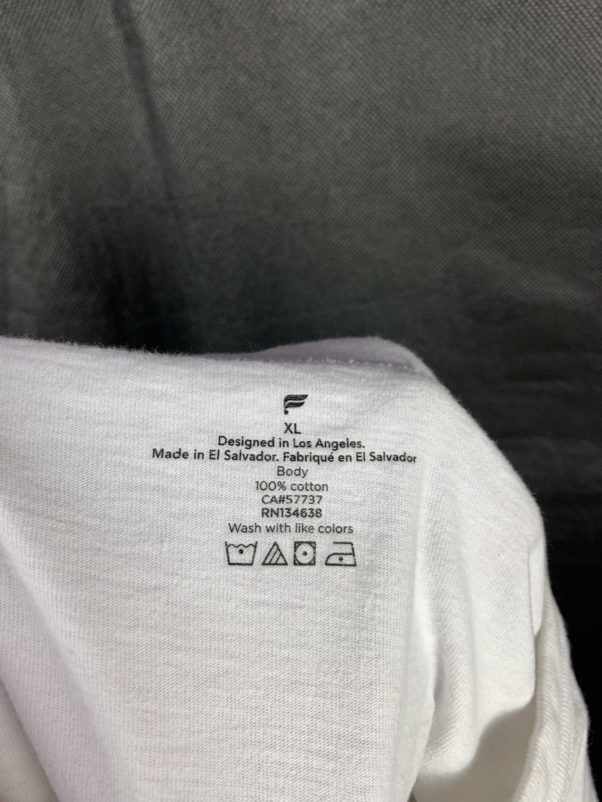 Fabletics Steals! Fabletics Script Tee All Over Print Streetwear Size US XL / EU 56 / 4 - 7 Thumbnail