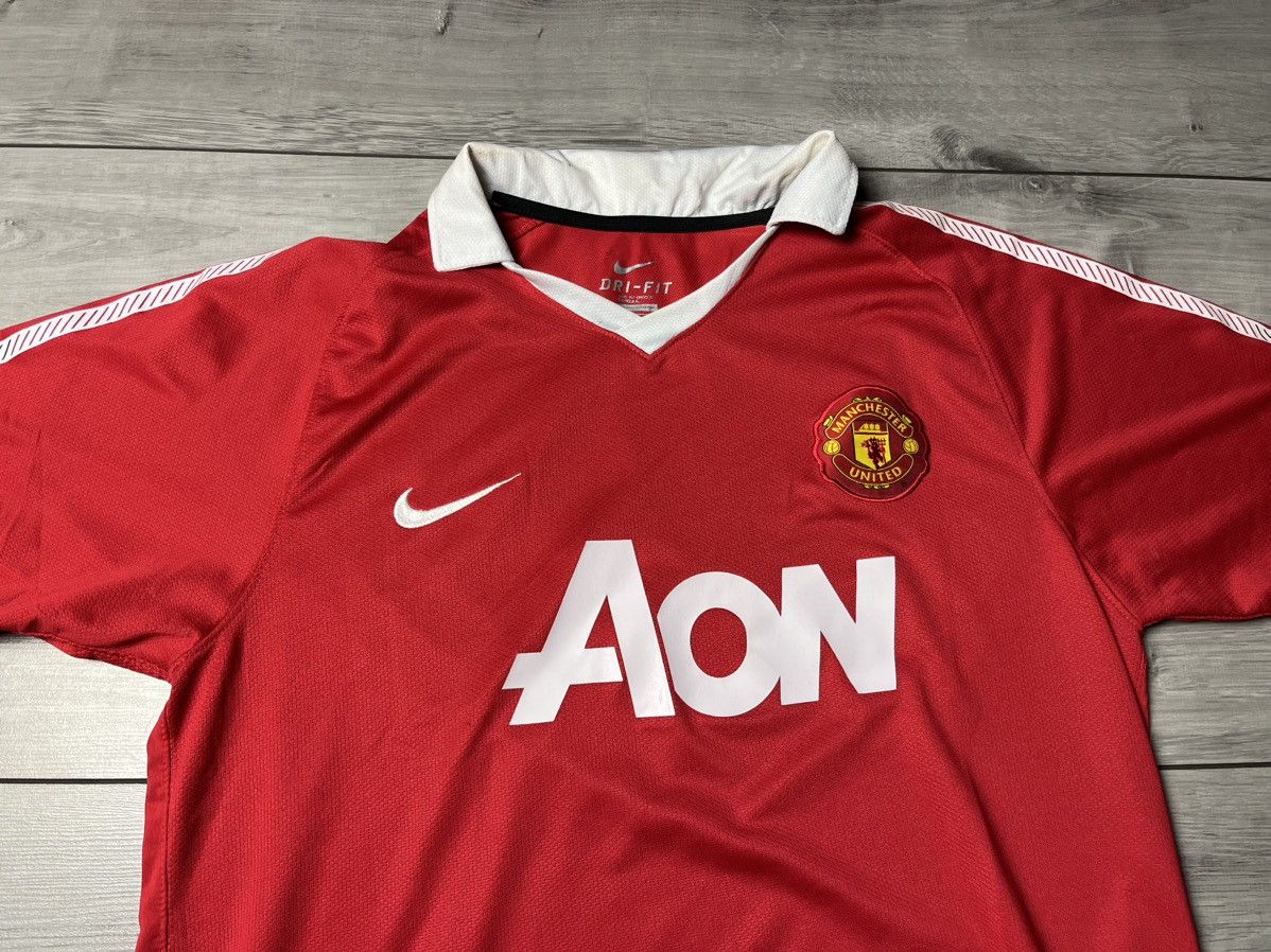 Nike NIKE MANCHESTER UNITED 2010 2011 HOME FOOTBALL SOCCER JERSEY Size US XL / EU 56 / 4 - 3 Thumbnail