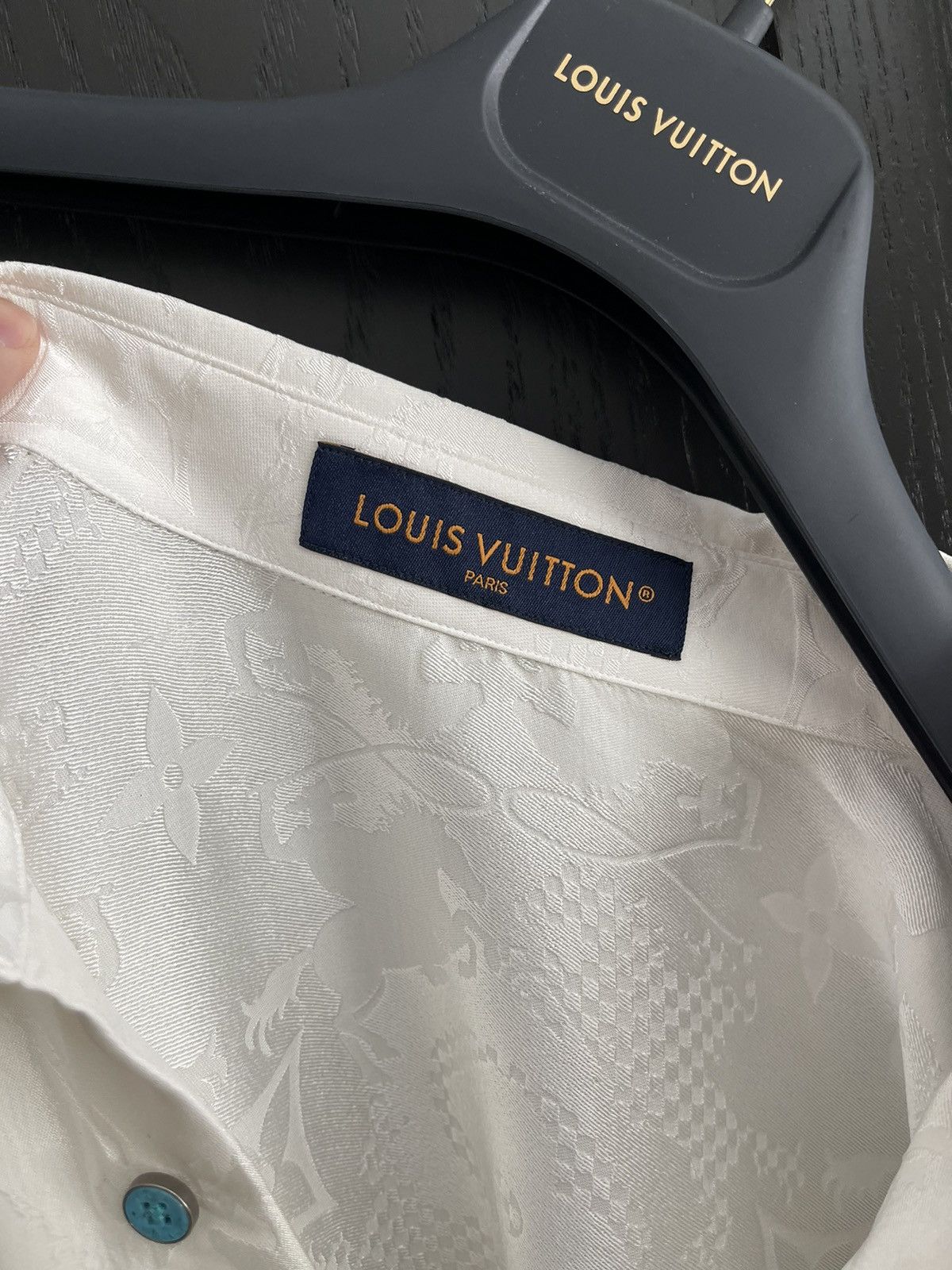 Louis Vuitton Louis Vuitton Silk Shirt Size US M / EU 48-50 / 2 - 7 Thumbnail