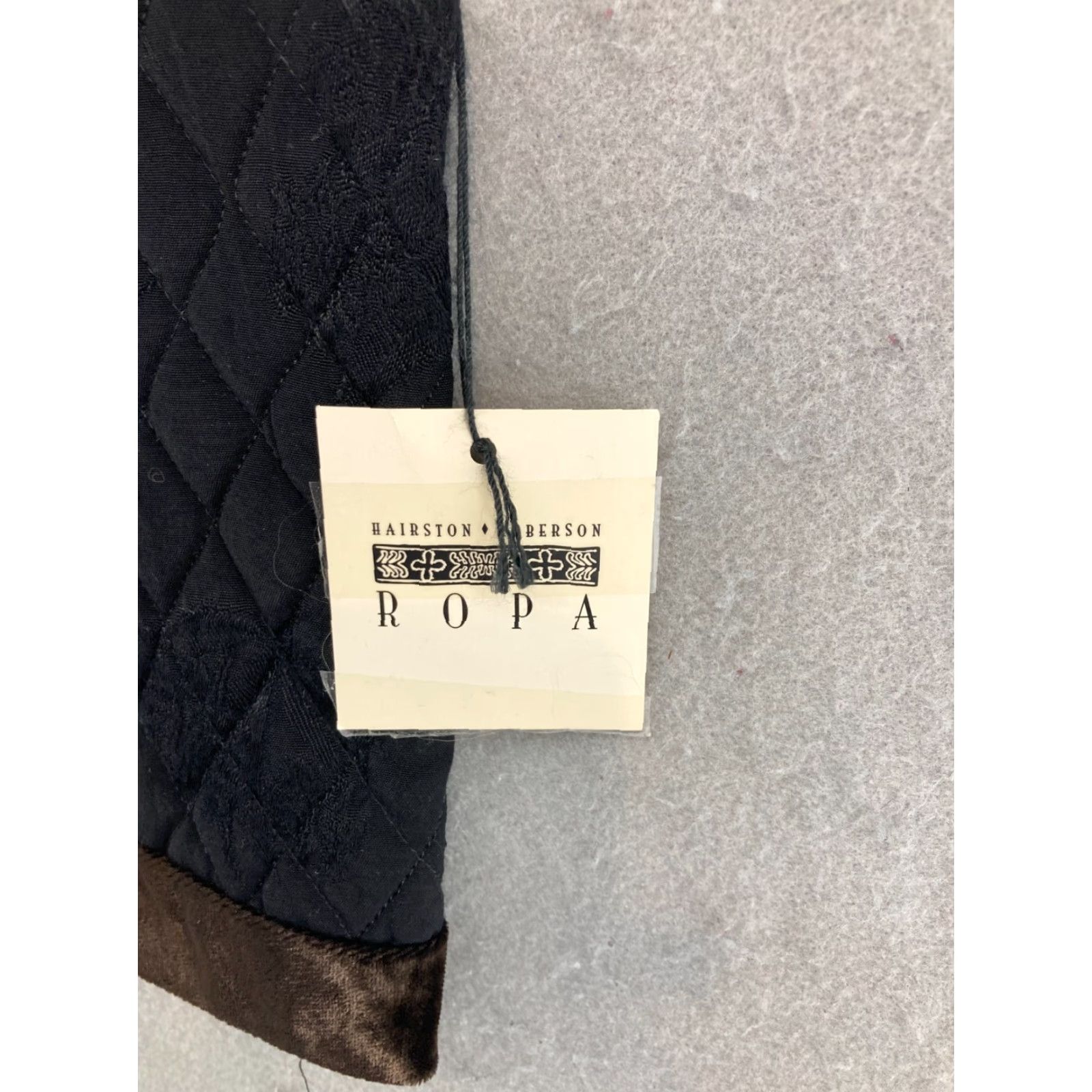 Velvet Hairston Roberson Womens Vest Medium Black Velvet Button USA Made NWT Size M / US 6-8 / IT 42-44 - 4 Thumbnail