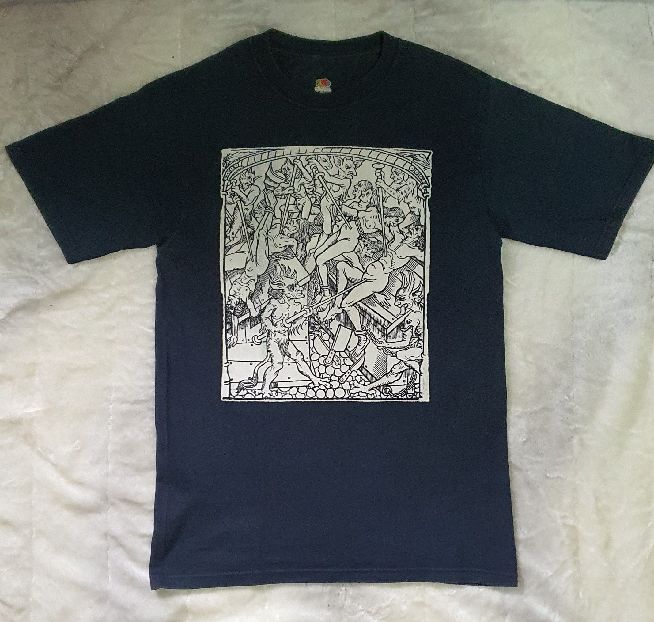 Band Tees Fruit of the Loom -(vintage/rock band/Slayer/7 deadly sins) Size US S / EU 44-46 / 1 - 2 Thumbnail