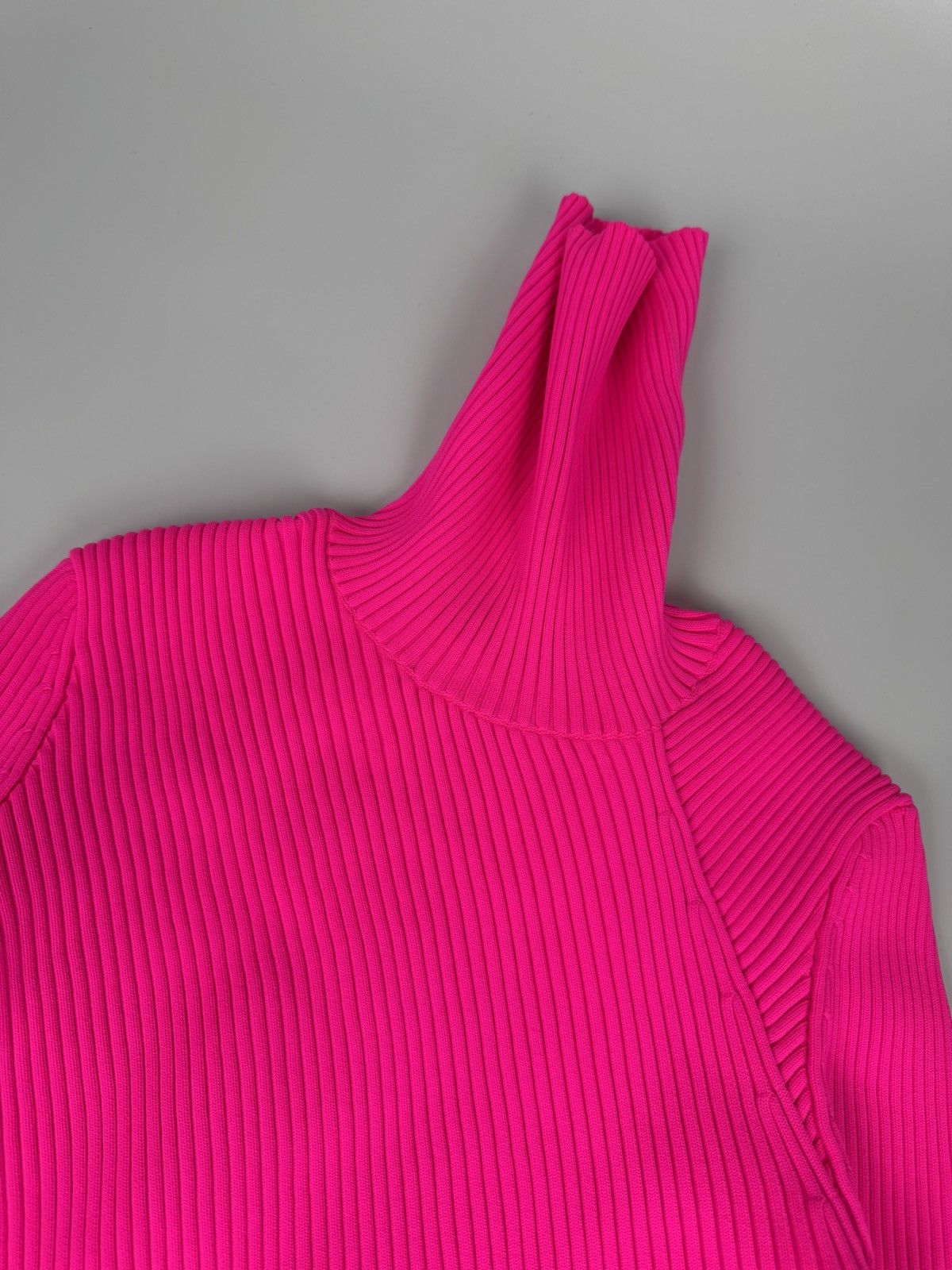 Balenciaga Balenciaga Pink Pleated Turtle Neck Size S / US 4 / IT 40 - 5 Thumbnail