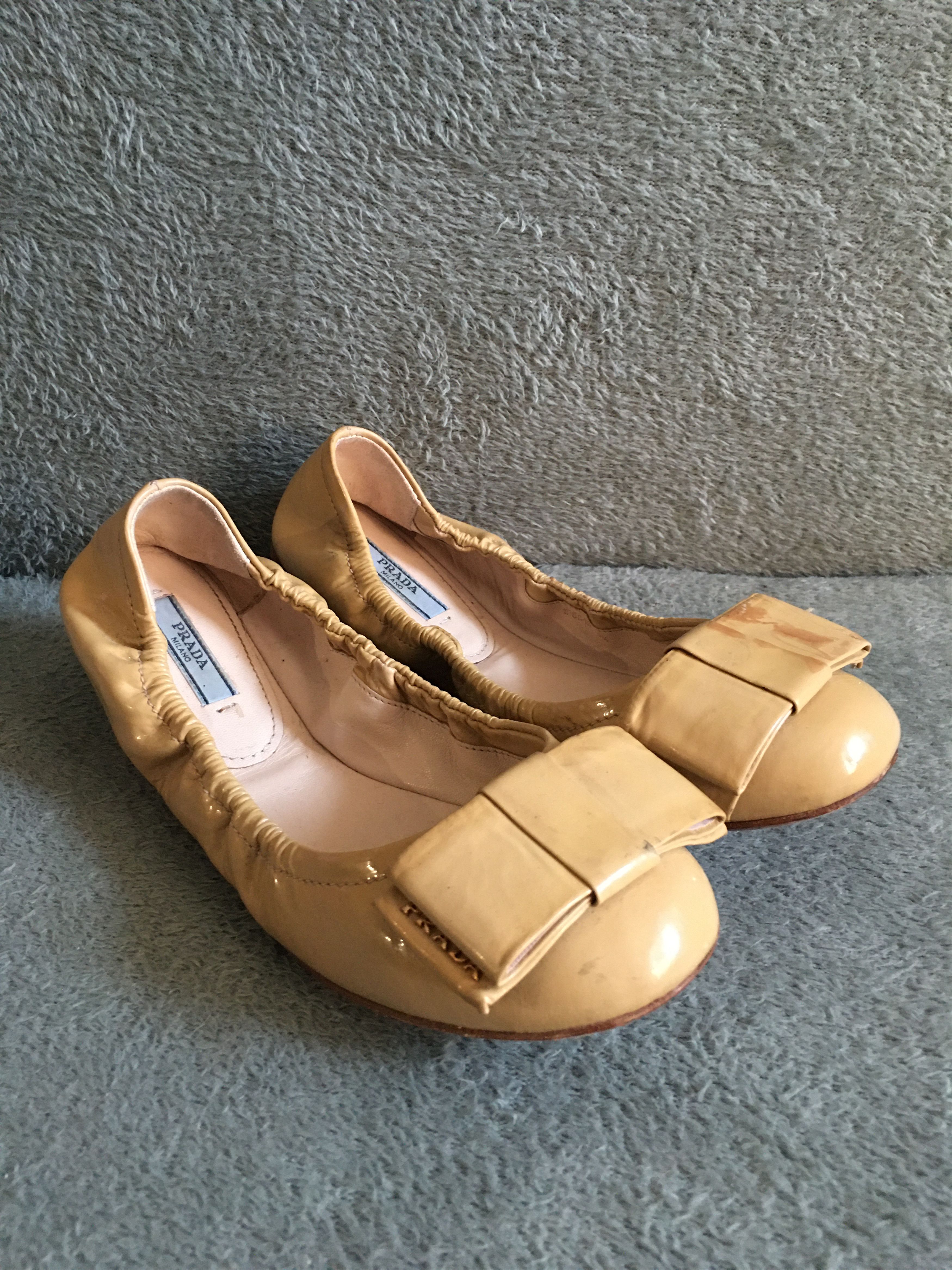 Prada × Vintage PRADA Beige Patent Leather Balets Flats Pumps EU37.5 Size US 7.5 / IT 37.5 - 1 Thumbnail
