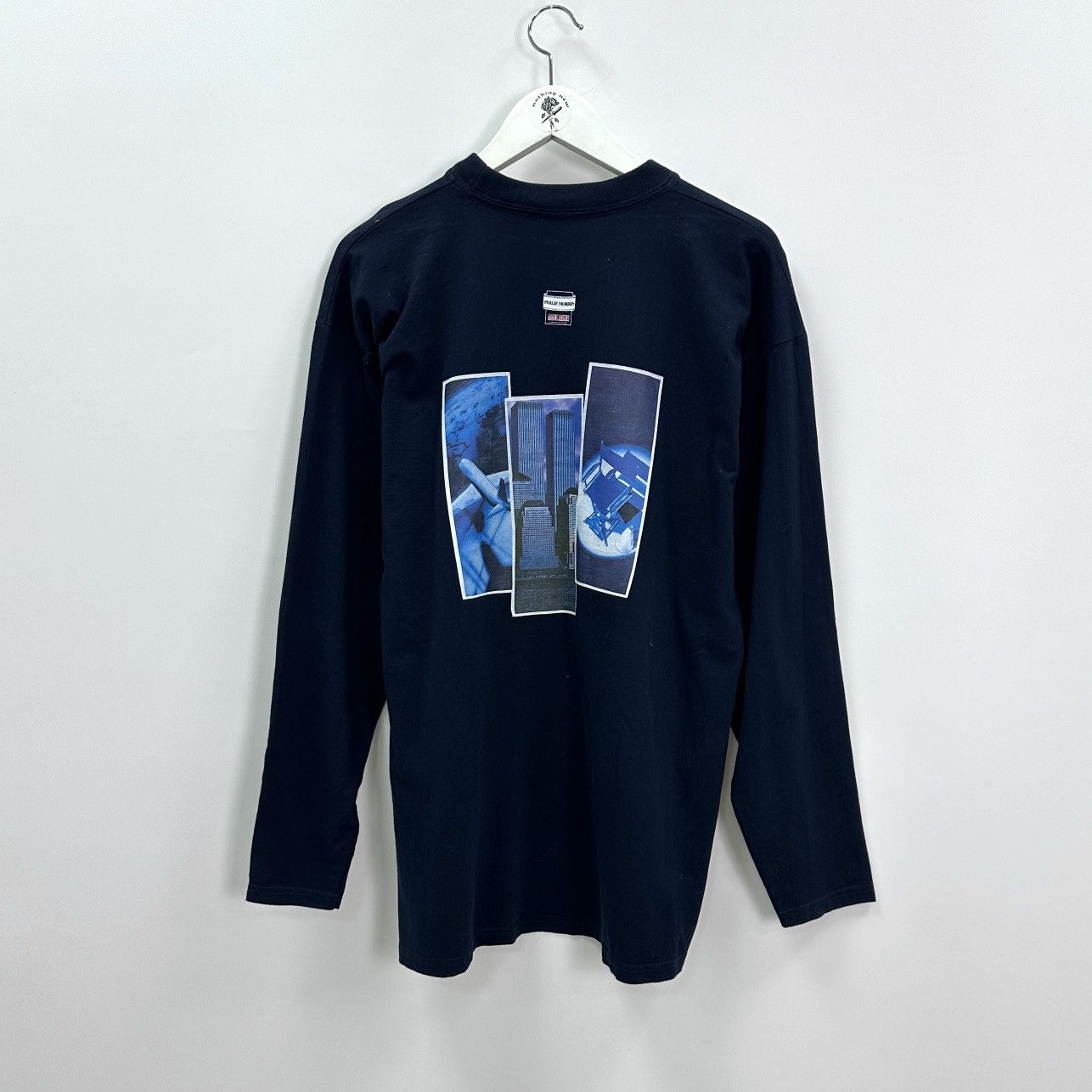 Vintage Vintage 90s Philip Morris Movie Mania longsleev cigarettes Size US XL / EU 56 / 4 - 1 Thumbnail