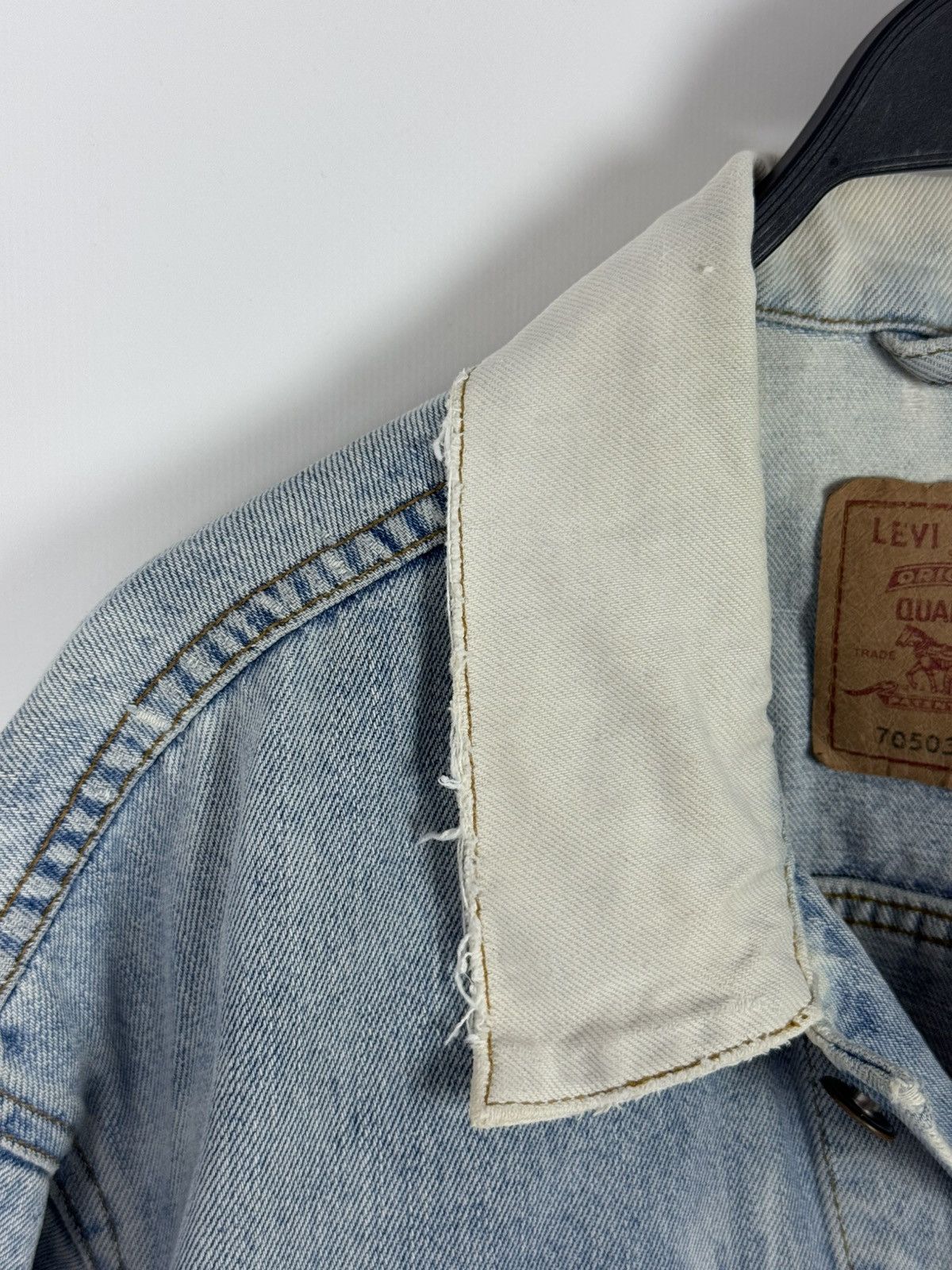 Levi's Vintage Distressed Levi’s Washed Denim Custom Made Jacket Size US XL / EU 56 / 4 - 8 Thumbnail