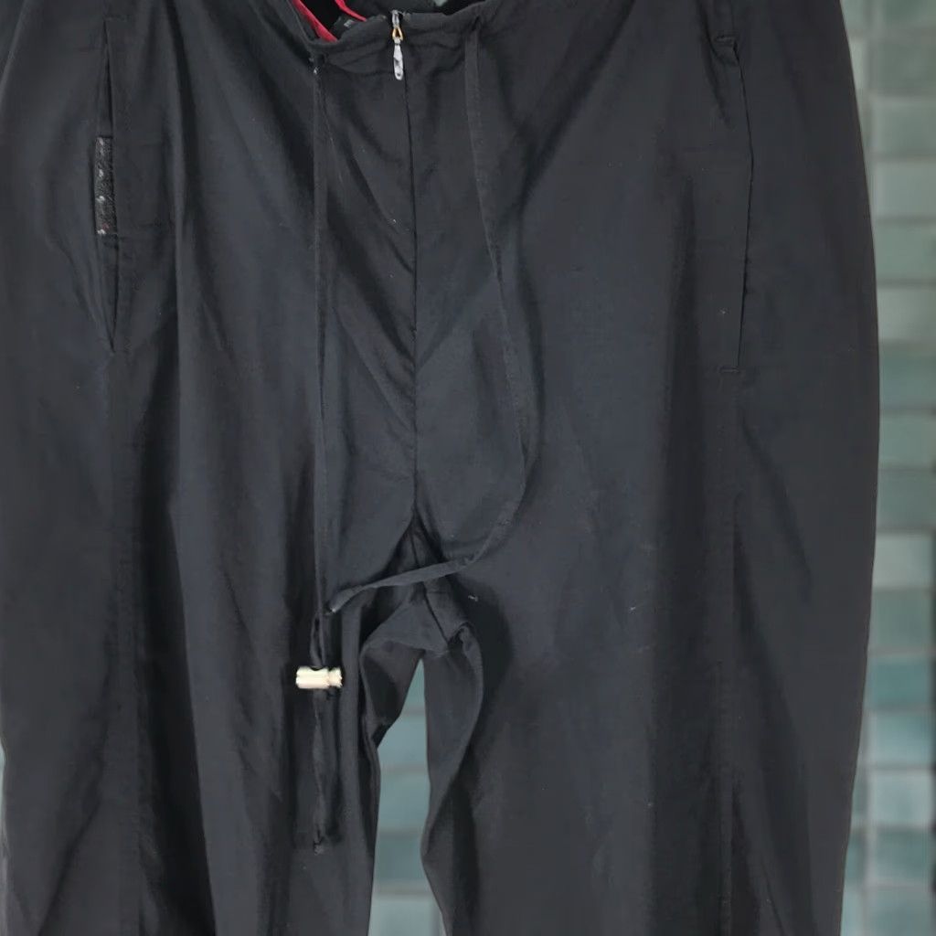 Express Express Womens Pants Jogger Black Size 11/12 Regular 32 in Inseam 30 in Drawstring Pockets Stretch Front Zipper Nylon Spandex 97%/3% Casual Size 32" / US 10 / IT 46 - 1 Thumbnail