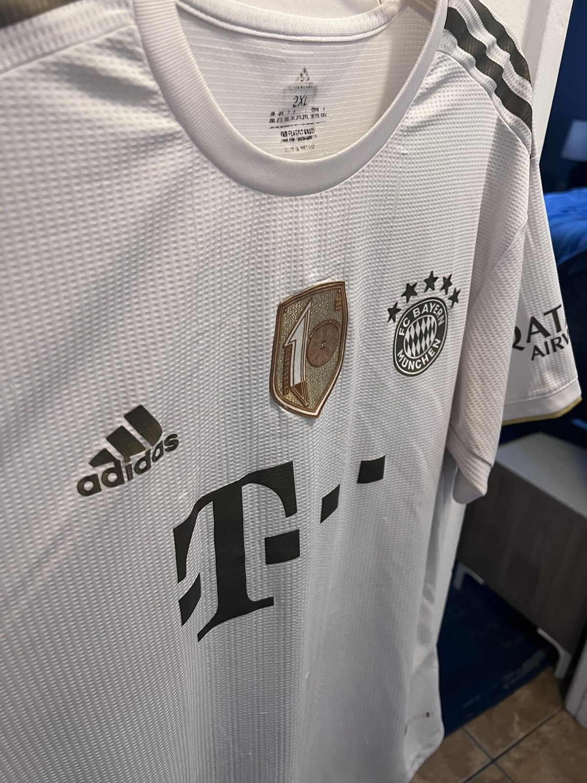 Adidas × Vintage adidas 2022-23 Bayern Munich Away Jersey - White-Gold Size US XXL / EU 58 / 5 - 4 Thumbnail