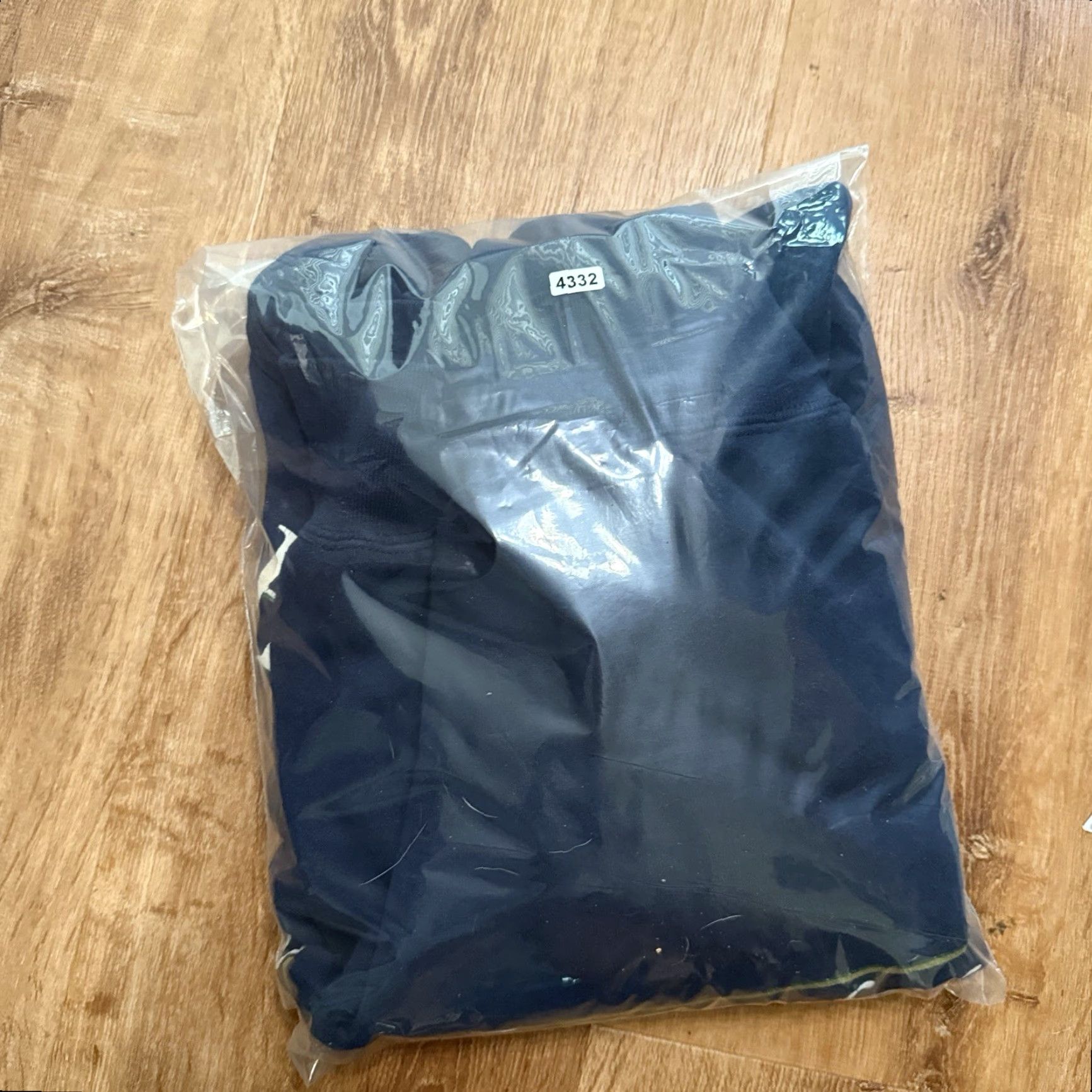 American Eagle Outfitters VINTAGE American Eagle Outfitters Edinburgh Royal Society Of Golf Sweatshirt Mens XL Blue 90s Pullover Classic Retro Outdoor Casual Sweatshirt Size US XL / EU 56 / 4 - 7 Thumbnail