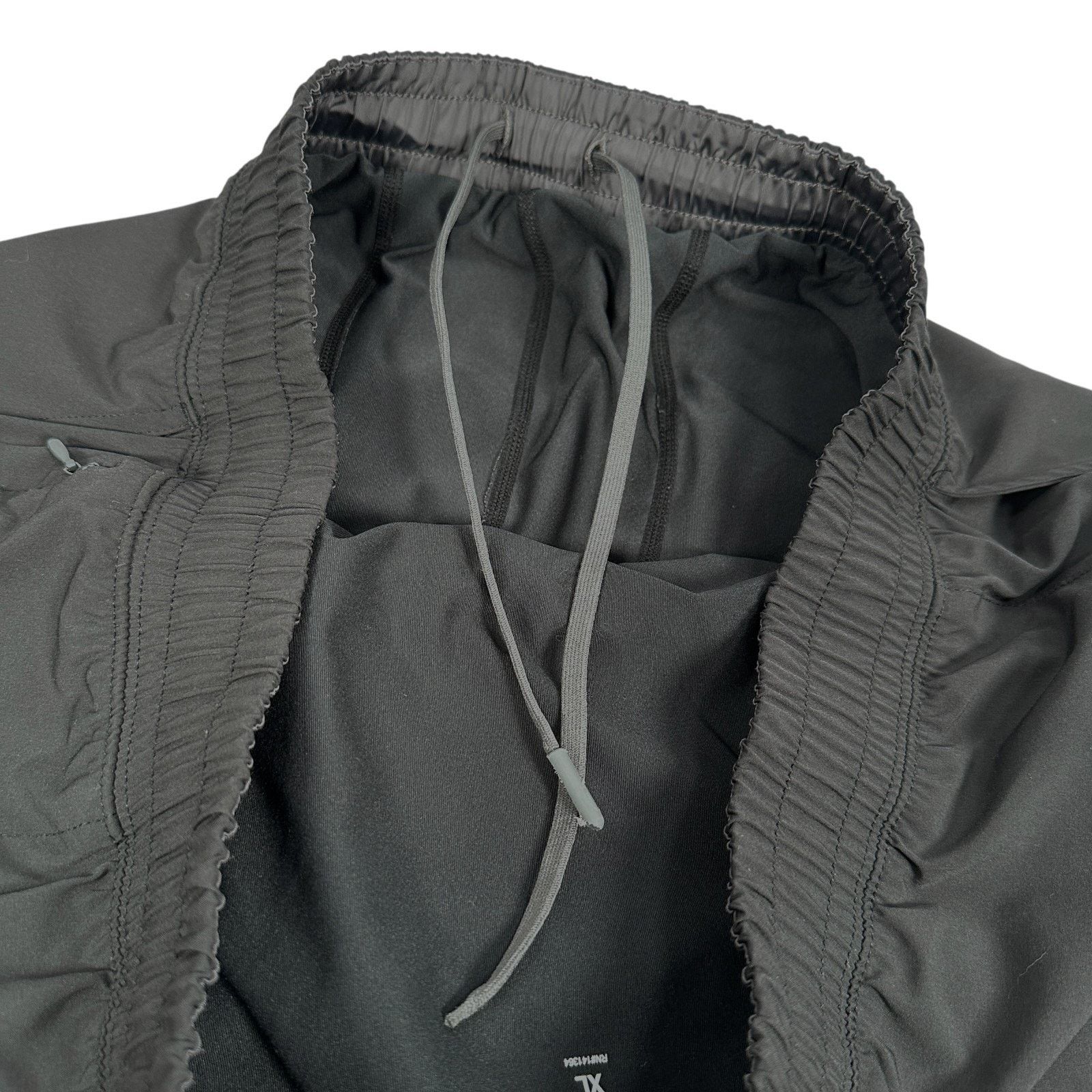Rhone Rhone Mako Lined Short Men’s XL Black 8.5" Inseam Drawstring Size US 34 / EU 50 - 4 Thumbnail