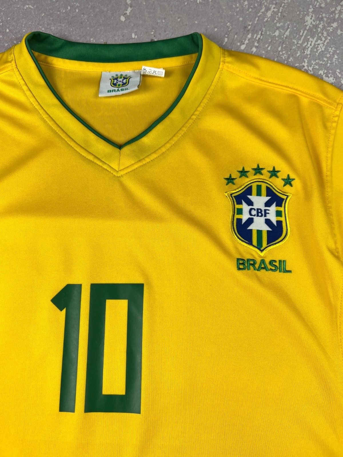 Other Brazil #10 KAKA Soccer Jersey Camiseta BLOKE Yellow T Shirt Size US XL / EU 56 / 4 - 3 Thumbnail