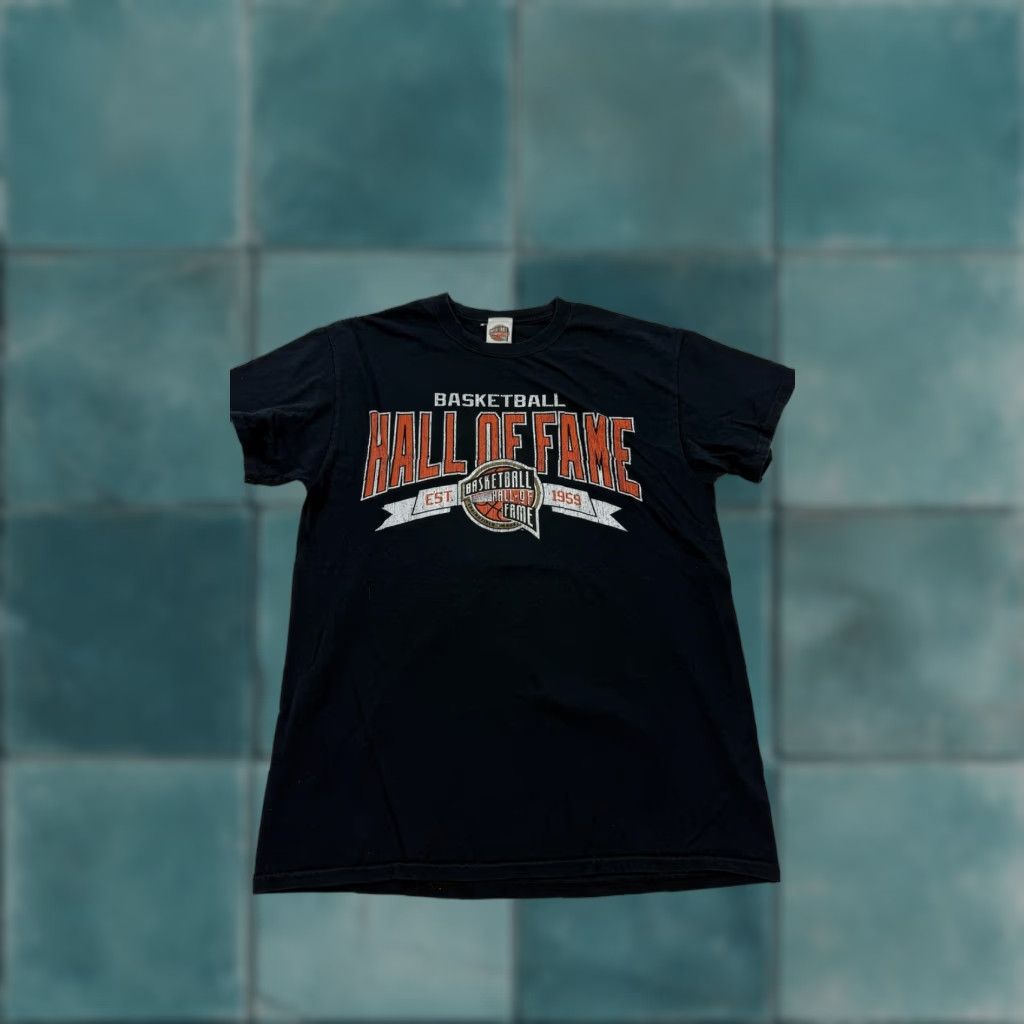 Logo 7 Basketball Hall of Fame Shirt Mens Medium Black Graphic Tee 1959 Logo Mens Large Front Graphic Tee Size US M / EU 48-50 / 2 - 1 Thumbnail