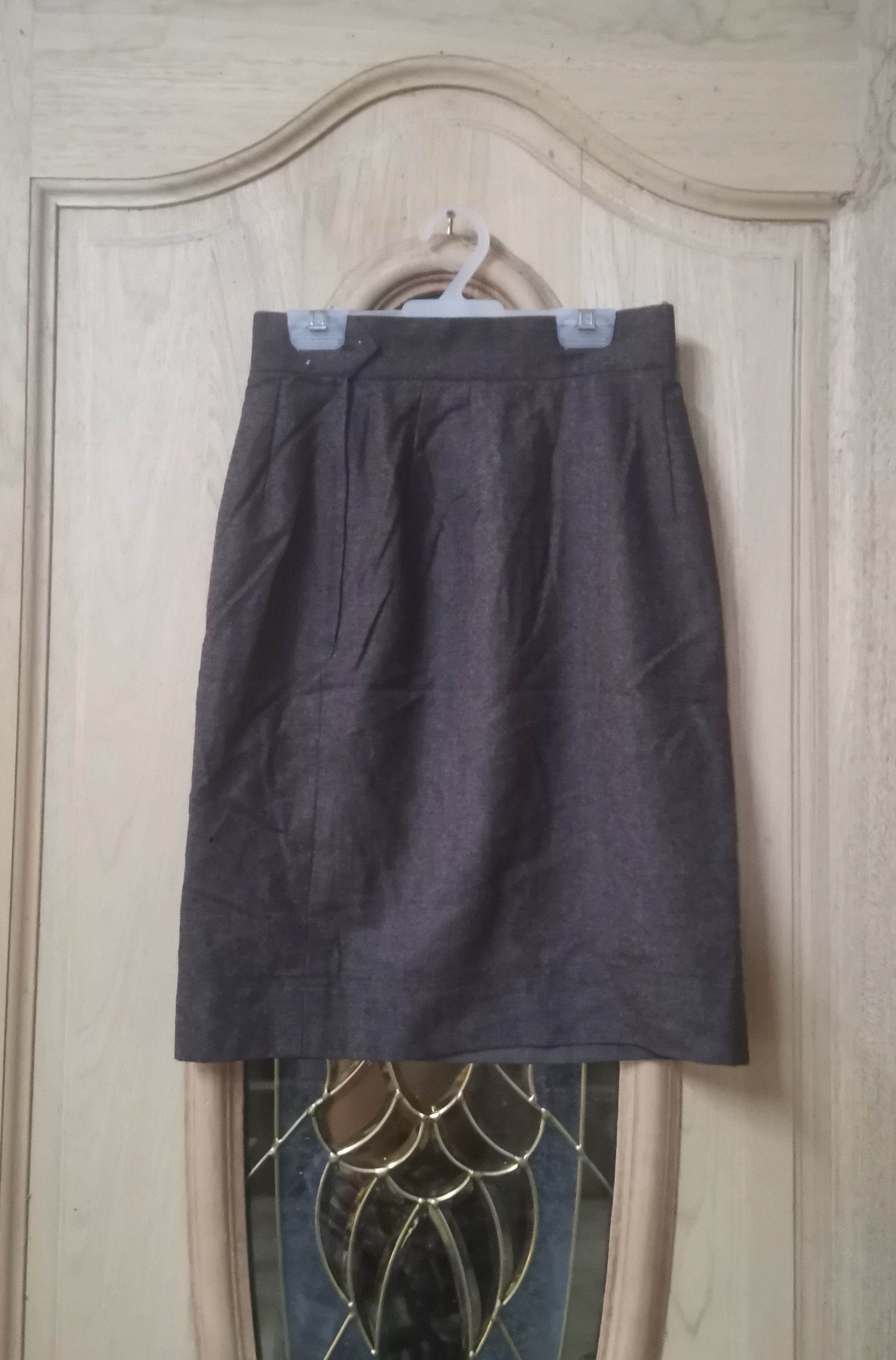 Moschino Moschino skirt Size 28" / US 6 / IT 42 - 1 Thumbnail