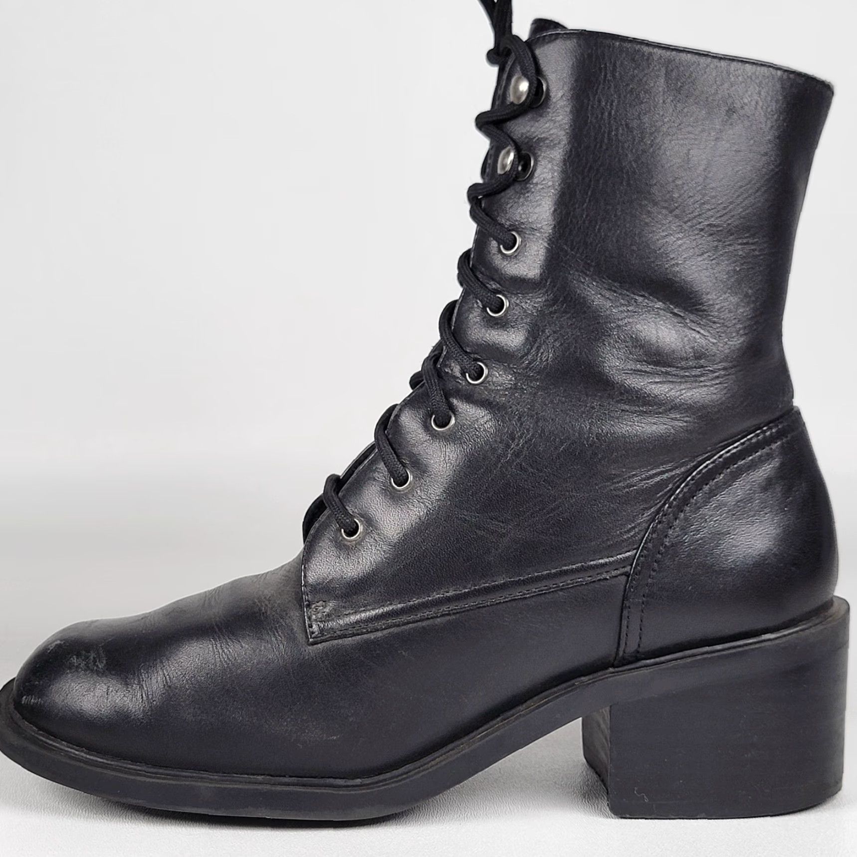 Madewell VINTAGE Madewell Partners Lace Up Granny Black Leather Riding Boots Womens Size 6.5 Size US 7 / IT 37 - 6 Thumbnail