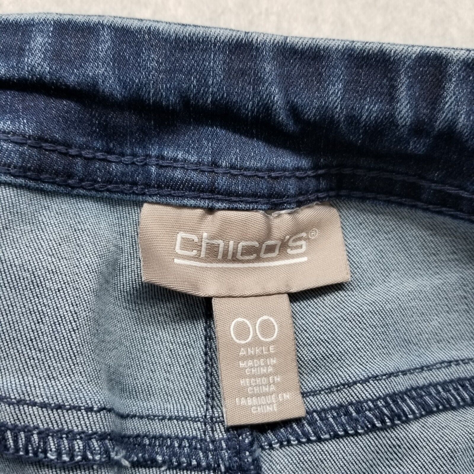 Chicos Chicos Jeans Womens 00 Blue 28x27 Stretch Ankle Size 24" / US 00 / IT 34 - 4 Thumbnail