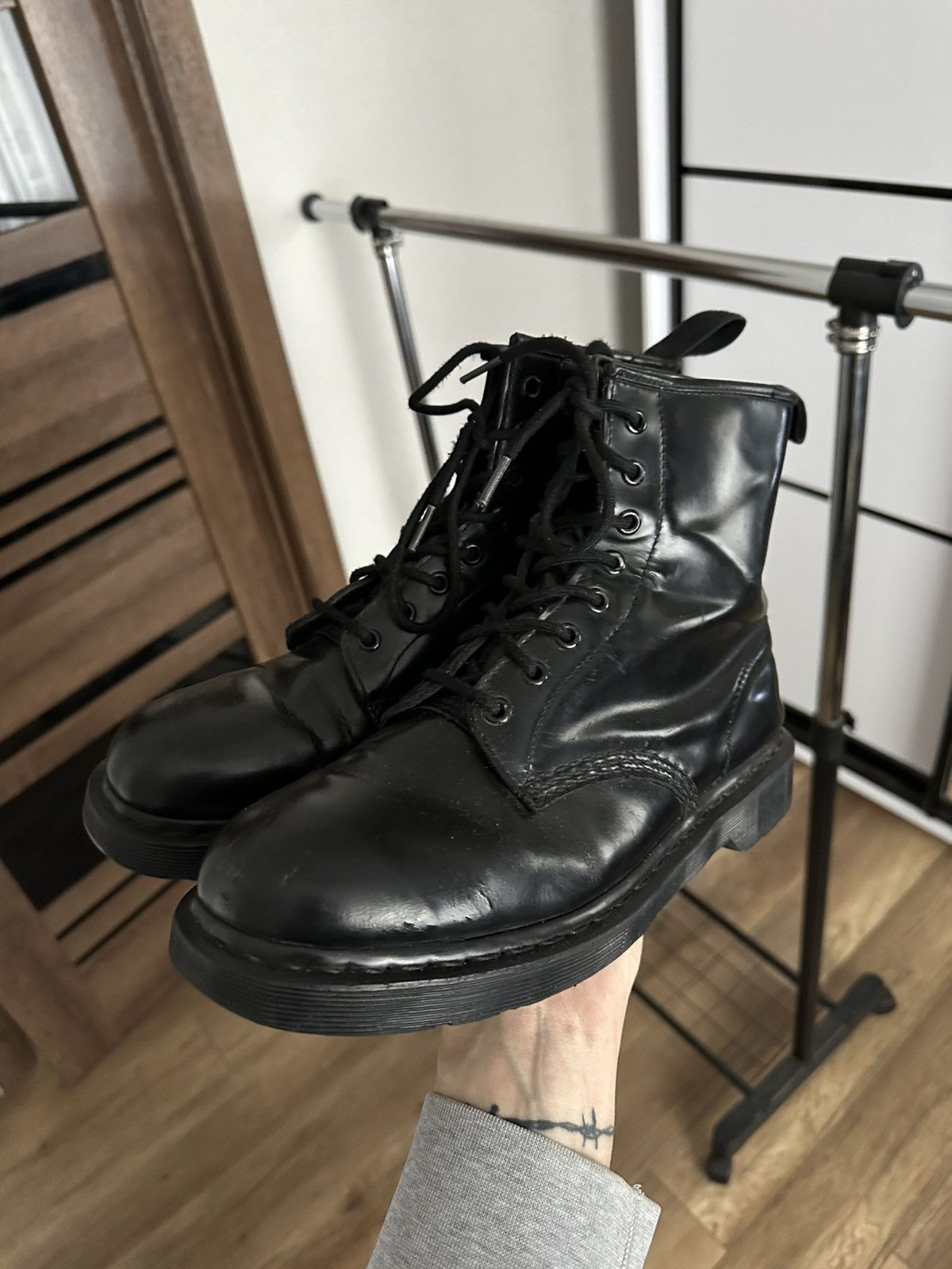 Dr. Martens Dr Martens Black Leather Boots High Top Size US 10 / EU 43 - 4 Thumbnail