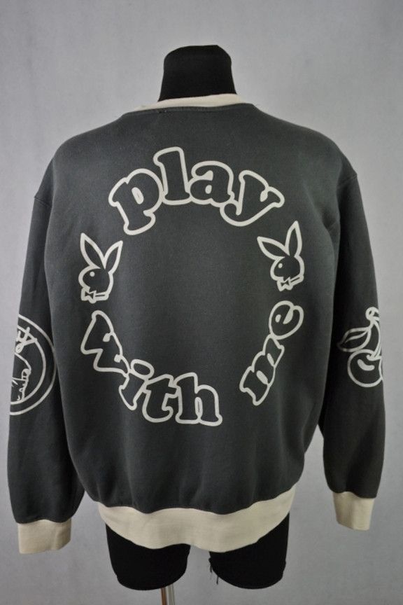 Pacsun × Playboy Playboy x Pacsun Crewneck PLAY WITH ME M Size US M / EU 48-50 / 2 - 1 Thumbnail