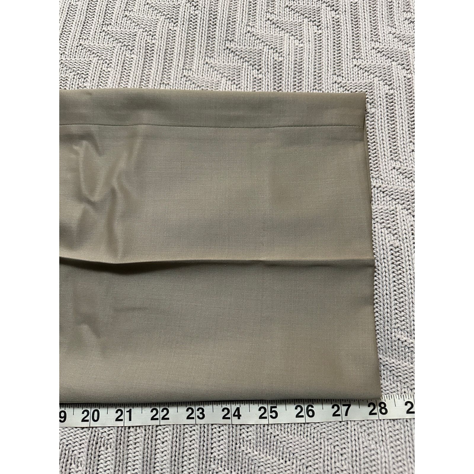 Brooks Brothers Brooks Brothers khaki chino pants size 42 Size US 42 / EU 58 - 8 Thumbnail