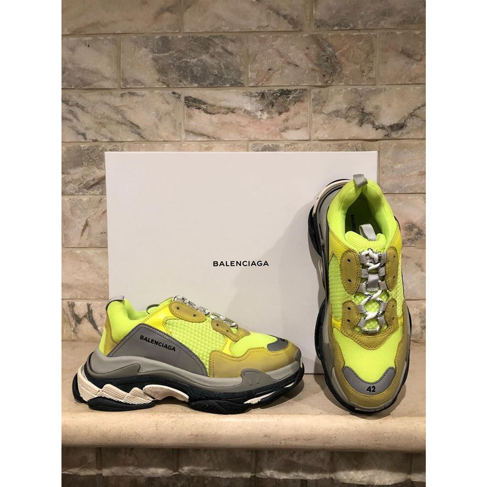 Balenciaga Balenciaga Triple S Sneaker Neon Yellow Grey Speed Size US 9 / EU 42 - 4 Thumbnail