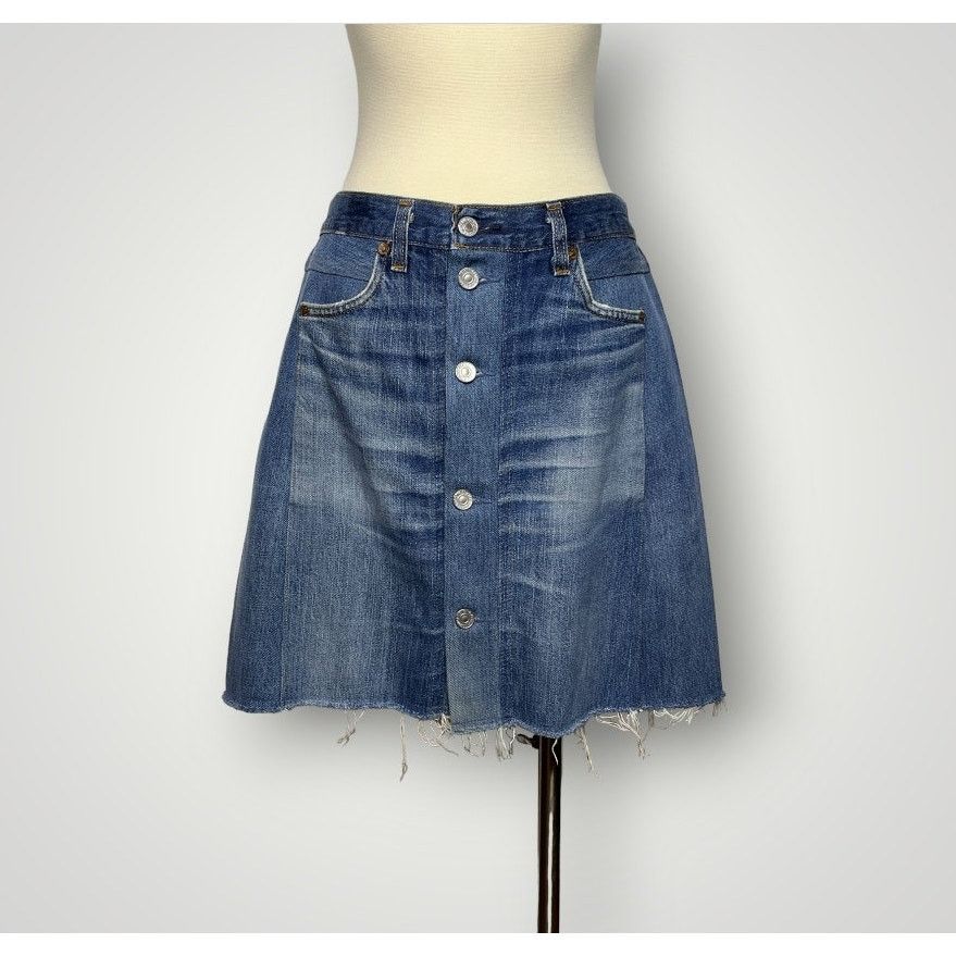 RE/DONE RE/DONE Levi’s Denim Mini Skirt Button Front Raw Hem Size 30" / US 8 / IT 44 - 3 Thumbnail
