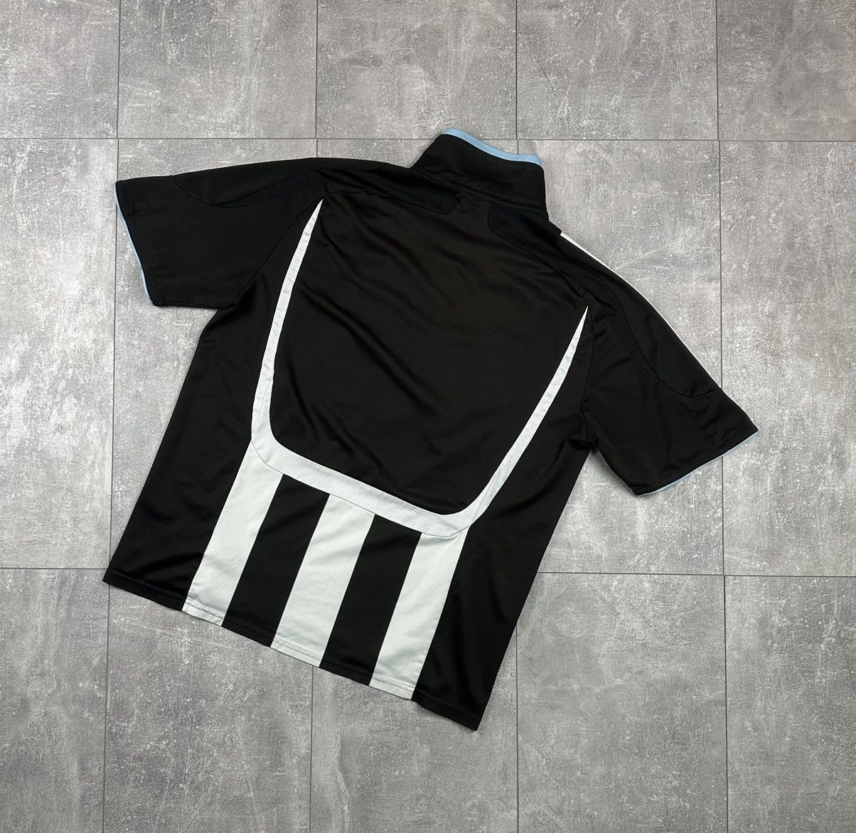 Adidas Adidas New Castle 2007/08 Home Soccer Jersey Size US L / EU 52-54 / 3 - 14 Thumbnail