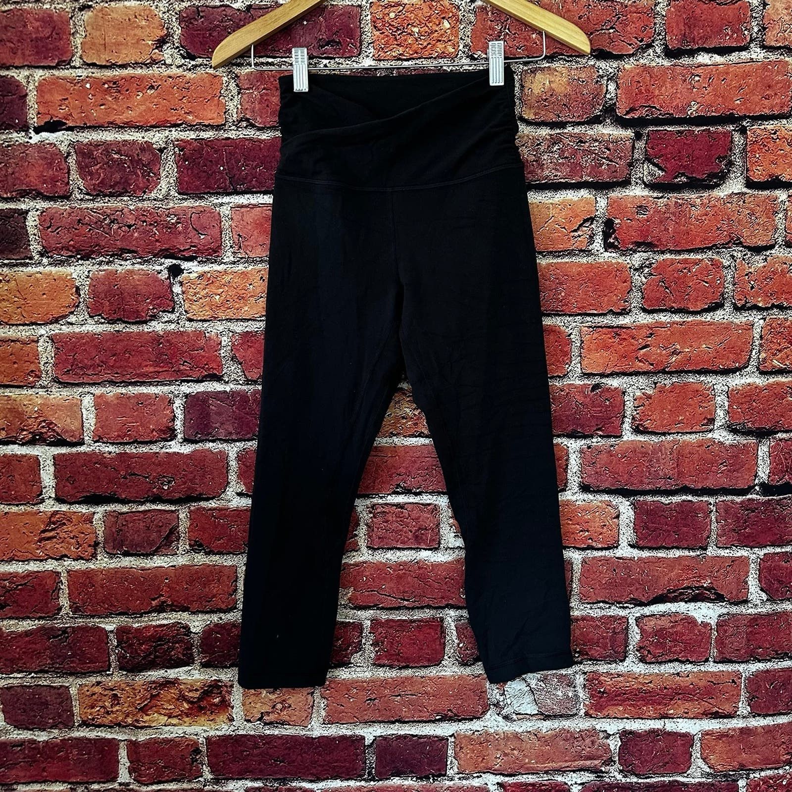 Lululemon lululemon leggings black size 4 Size 27" / US 4 / IT 40 - 1 Thumbnail