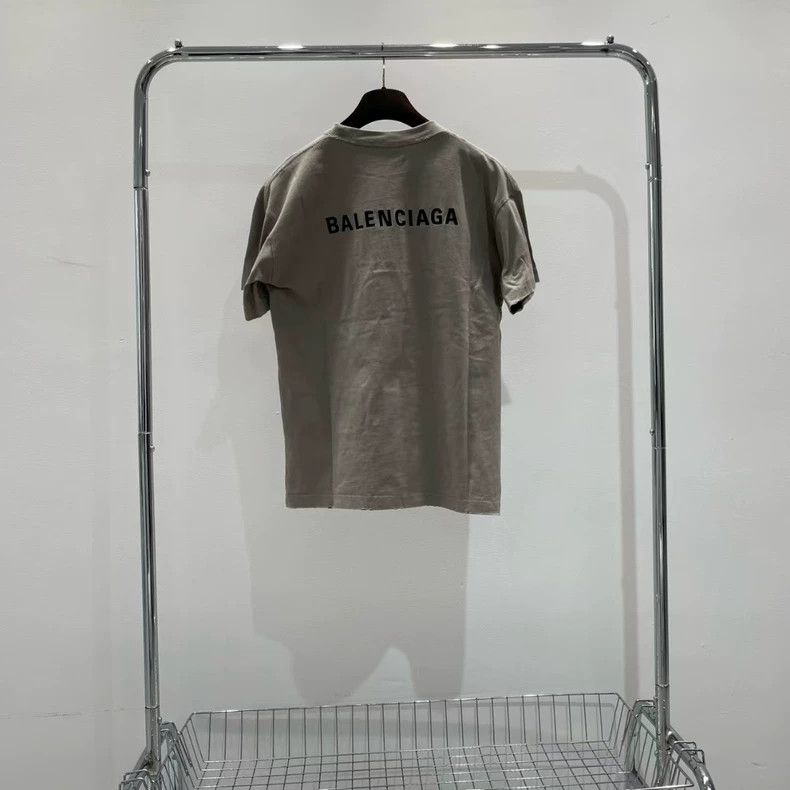 Other Balenciaga Embroidered 24 Short Sleeve Size US M / EU 48-50 / 2 - 2 Thumbnail