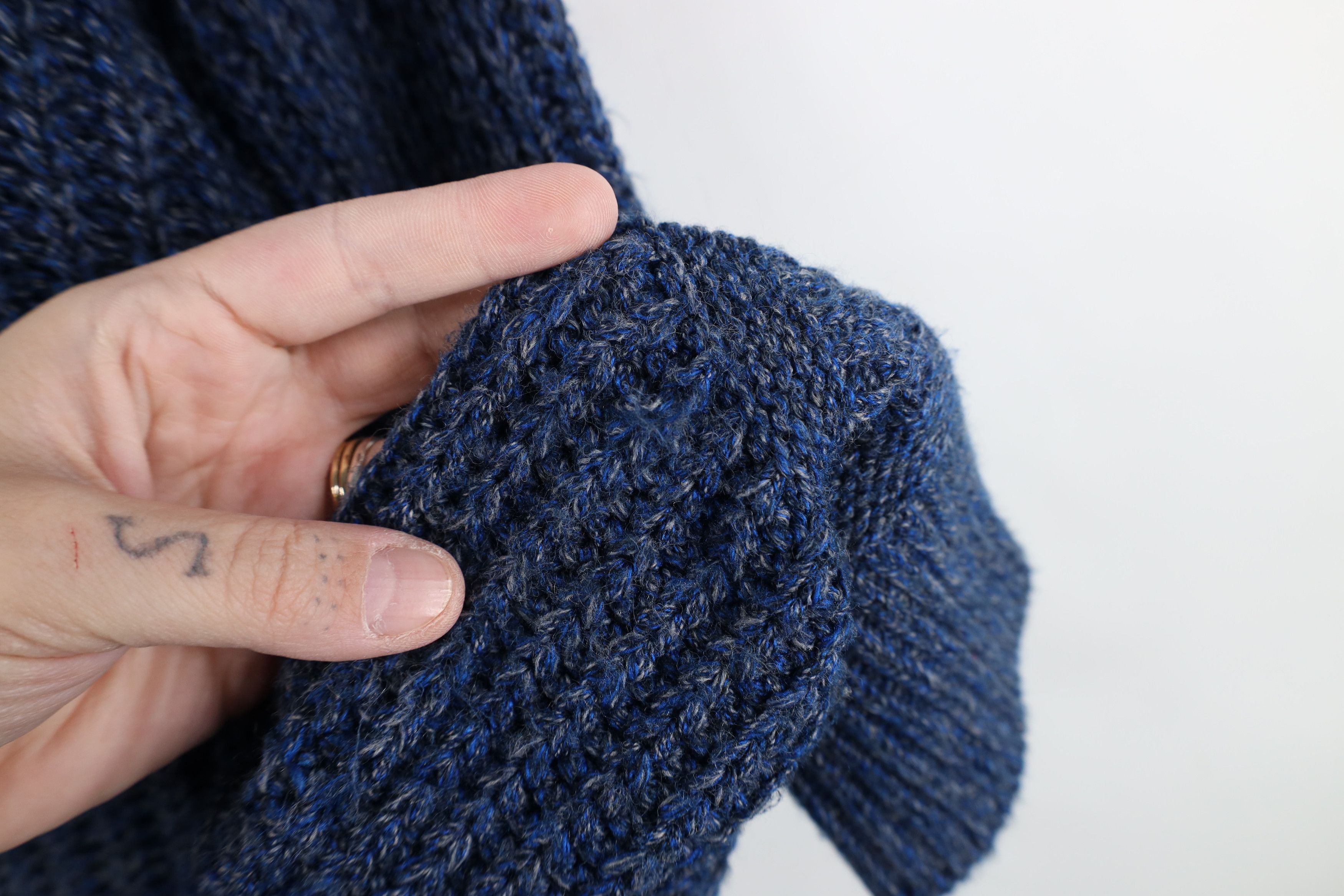 Vintage Vintage 90s Streetwear Ribbed Knit Crewneck Sweater Blue Size US L / EU 52-54 / 3 - 7 Thumbnail