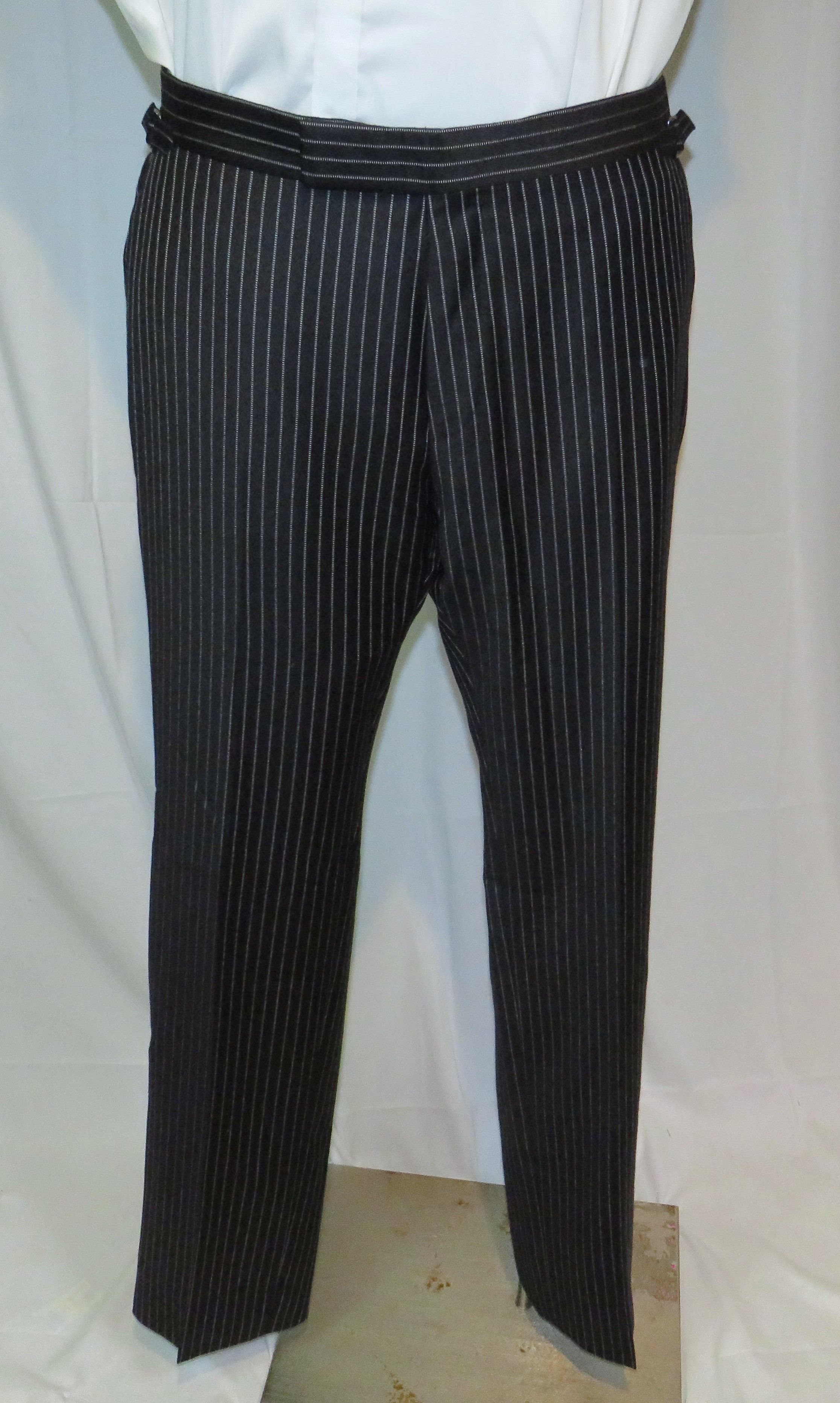 Tom Ford Base B Cashmere Blend Black Striped Three Roll Two Suit 42R Size 42R - 13 Thumbnail
