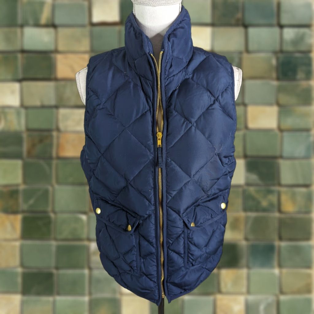Vintage VINTAGE Woolrich Women's Medium Goose Down Puffer Vest Blue Snaps Quilted Jacket Coat Size M / US 6-8 / IT 42-44 - 1 Thumbnail