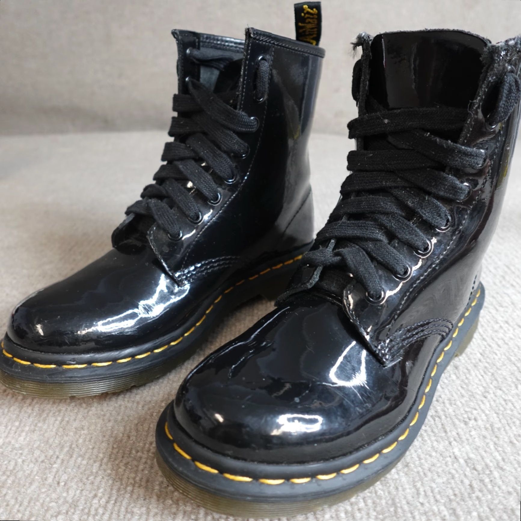 Dr. Martens Dr. Martens Boots Womens 8 Black Solid Patent Leather 8 Eye 1460 Size US 8 / IT 38 - 2 Thumbnail