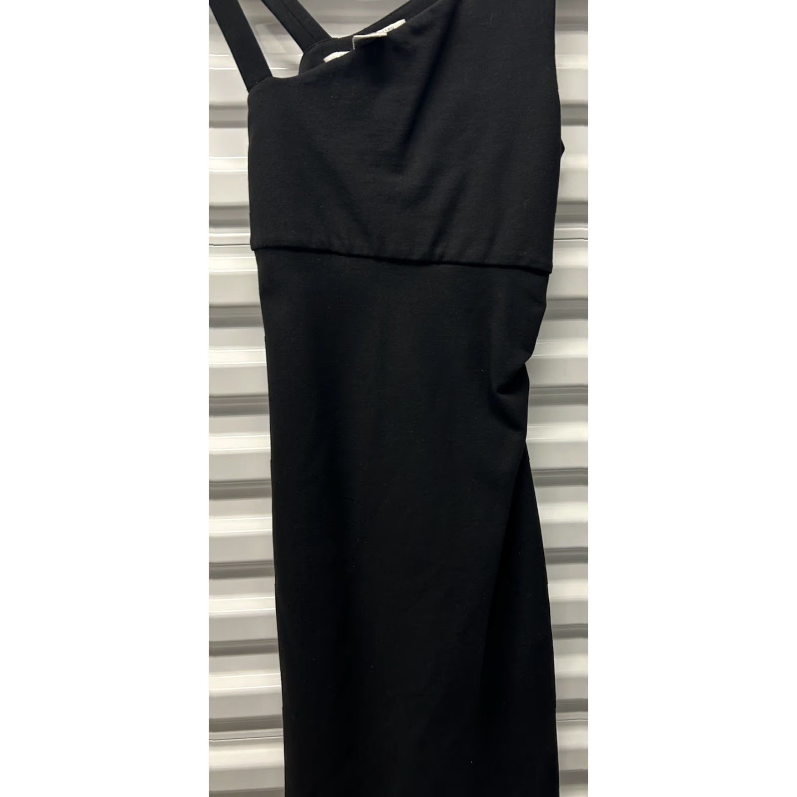Diane von Furstenberg Diane von Furstenberg Women’s Bodycon Dress One Shoulder Black Knit Stretch Knee Length Size 2 Size XS / US 0-2 / IT 36-38 - 3 Thumbnail