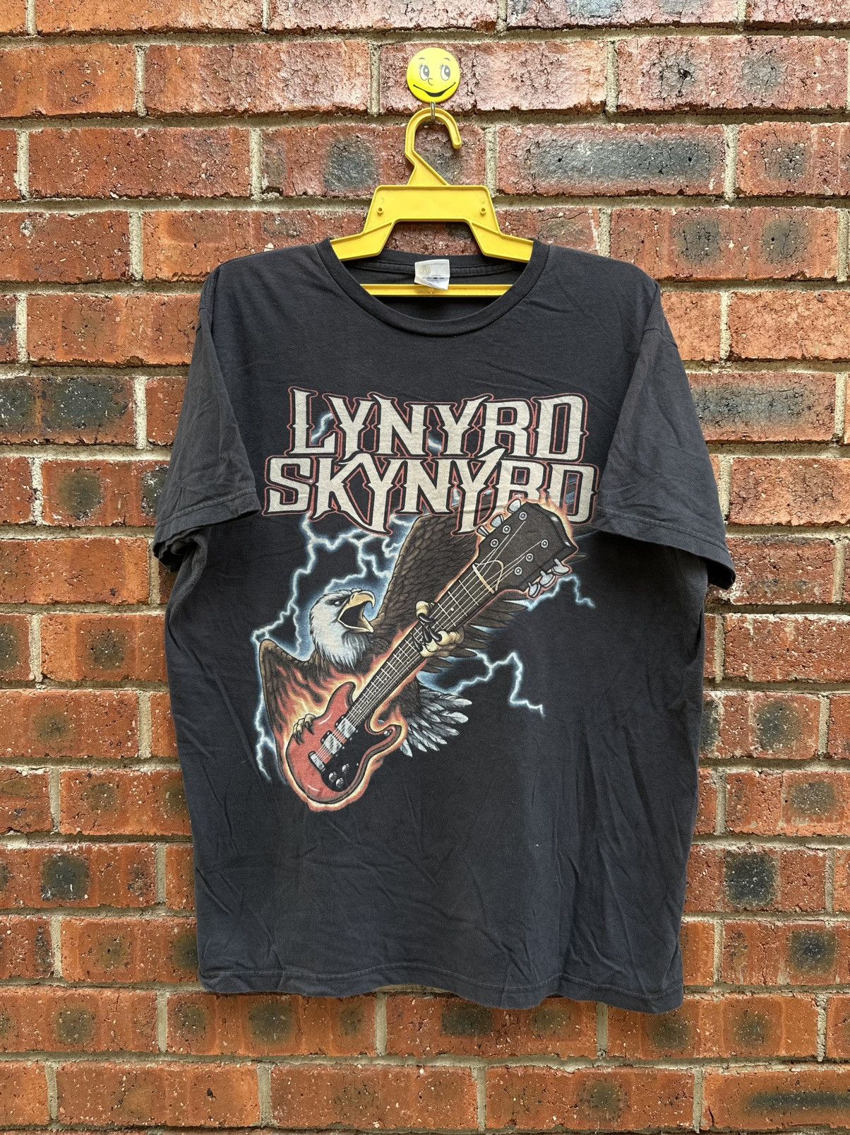 Band Tees Vintage Band Lynyrd Skynyrd Thunder Faded Tee Size US XL / EU 56 / 4 - 1 Thumbnail
