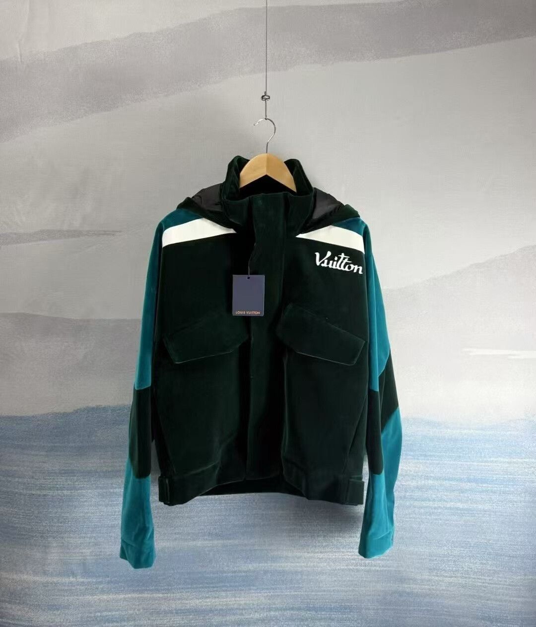 Louis Vuitton Louis Vuitton Green Tech Velvet Windbreaker Size US M / EU 48-50 / 2 - 1 Thumbnail