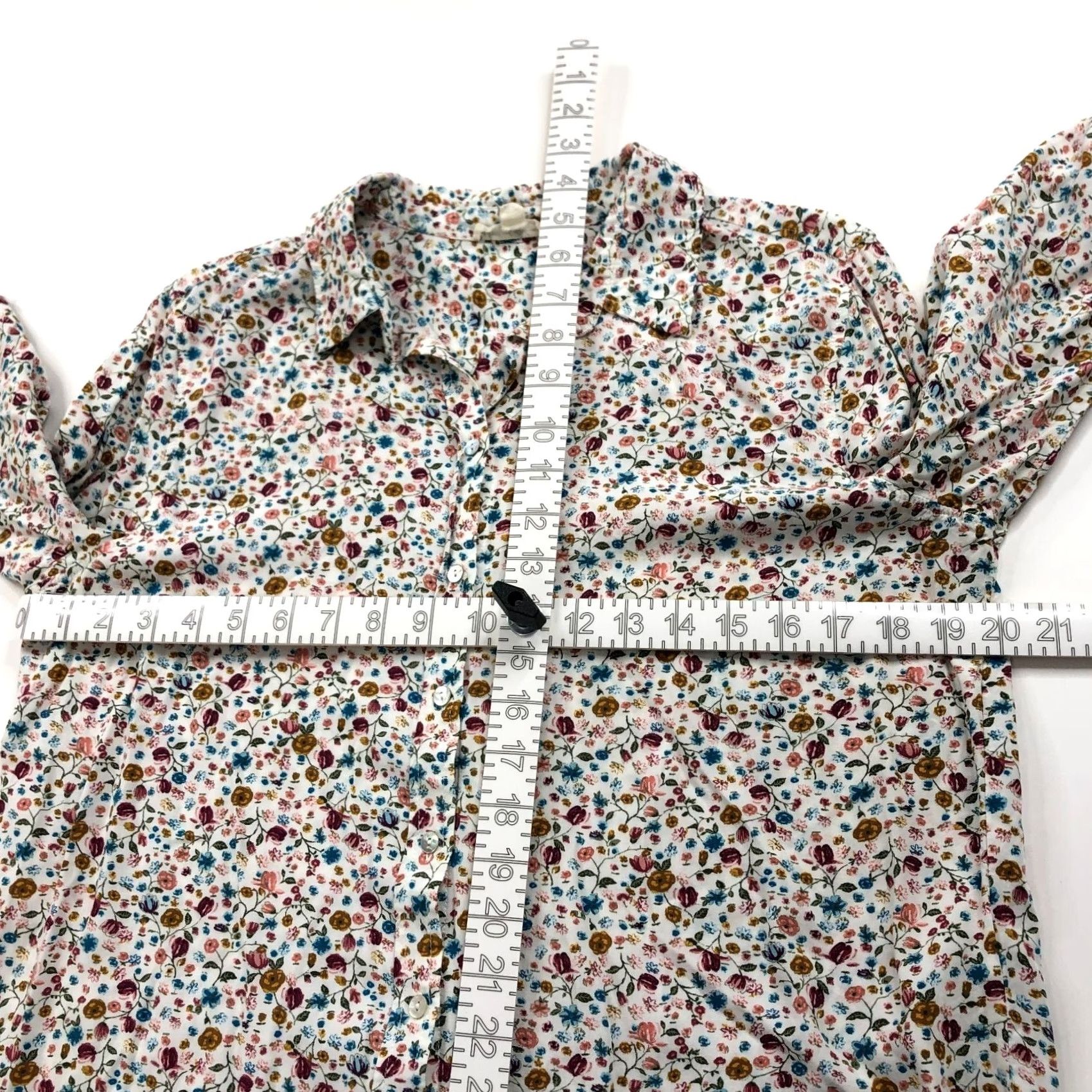 Anthropologie VINTAGE Jane And Delancey Anthropologie LG All Over Print Button LS Shirt High Low Rayon Size L / US 10 / IT 46 - 6 Thumbnail