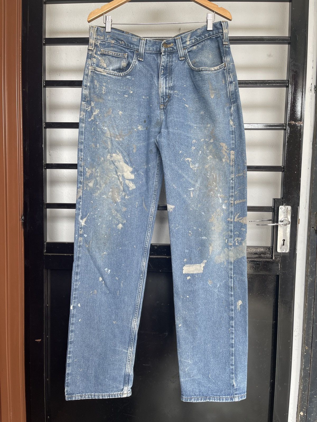 Carhartt Distressed Paint Stains Carhatt Relaxed Fit Denim Size US 34 / EU 50 - 1 Thumbnail