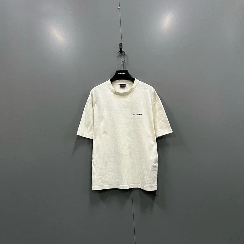 Balenciaga Balenciaga Embroidered short sleeves with big logo behind Size US M / EU 48-50 / 2 - 1 Thumbnail
