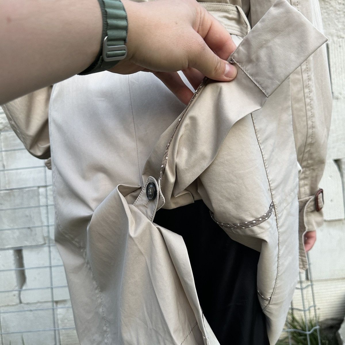 Weekend Max Mara Weekend Max Mara Coat Trench Beige Size L / US 10 / IT 46 - 15 Thumbnail