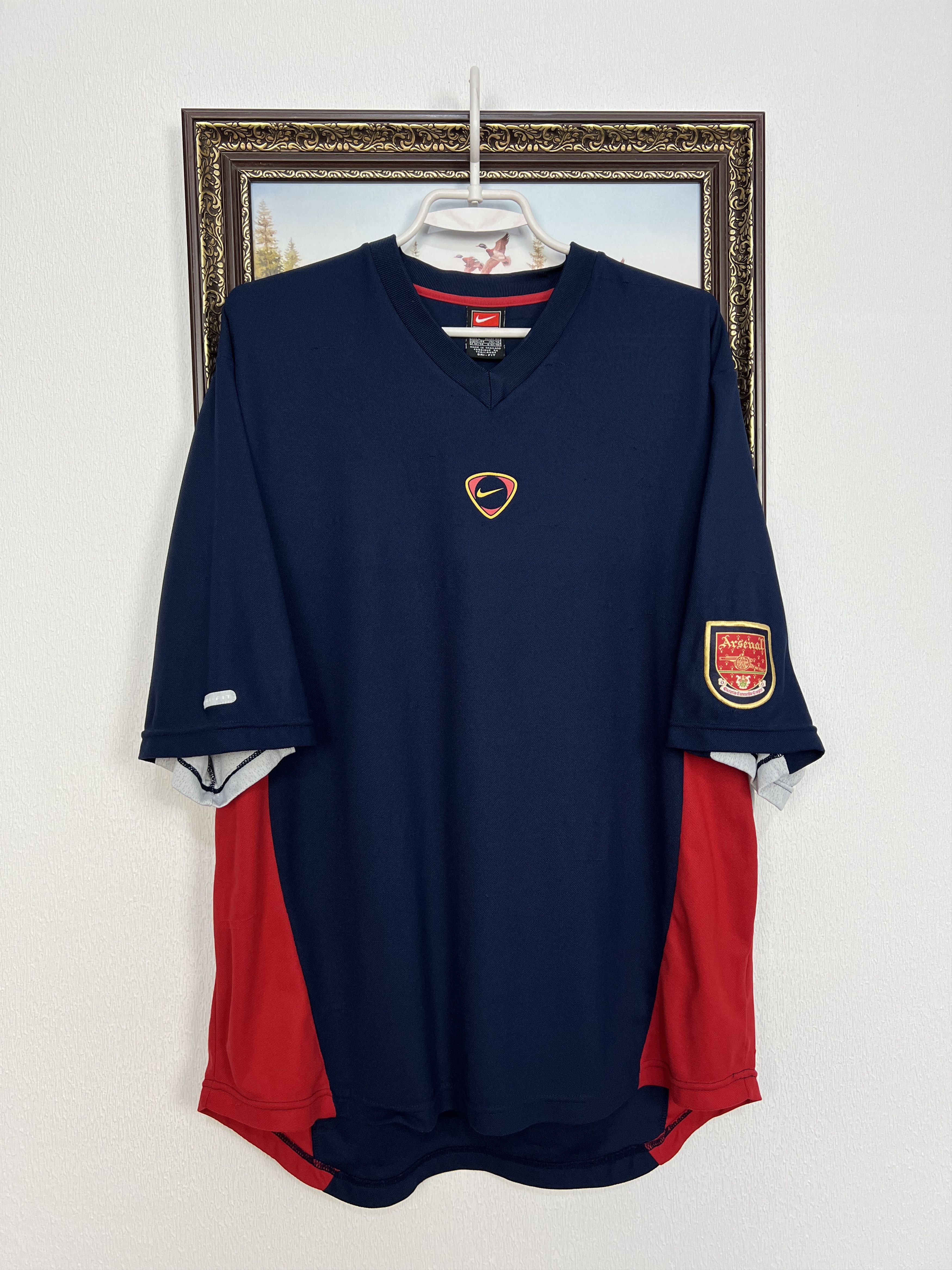 Nike Vintage Arsenal Football Shirt Train Soccer Jersey Gunners Size US L / EU 52-54 / 3 - 1 Thumbnail