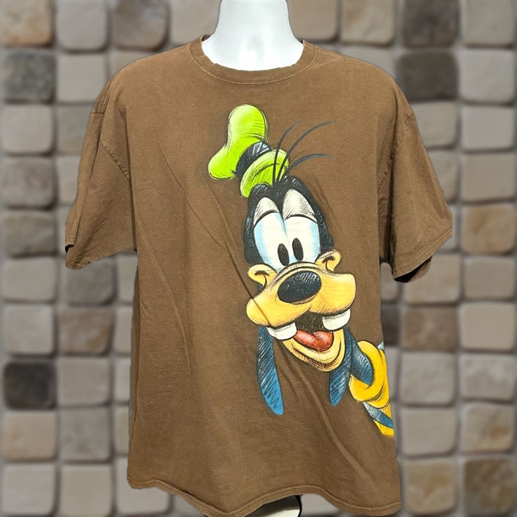 Hanes Goofy Wrap Around AOP Shirt Men 2XL Brown Shirt Disneyland Resort Short Sleeves Size US XXL / EU 58 / 5 - 1 Thumbnail