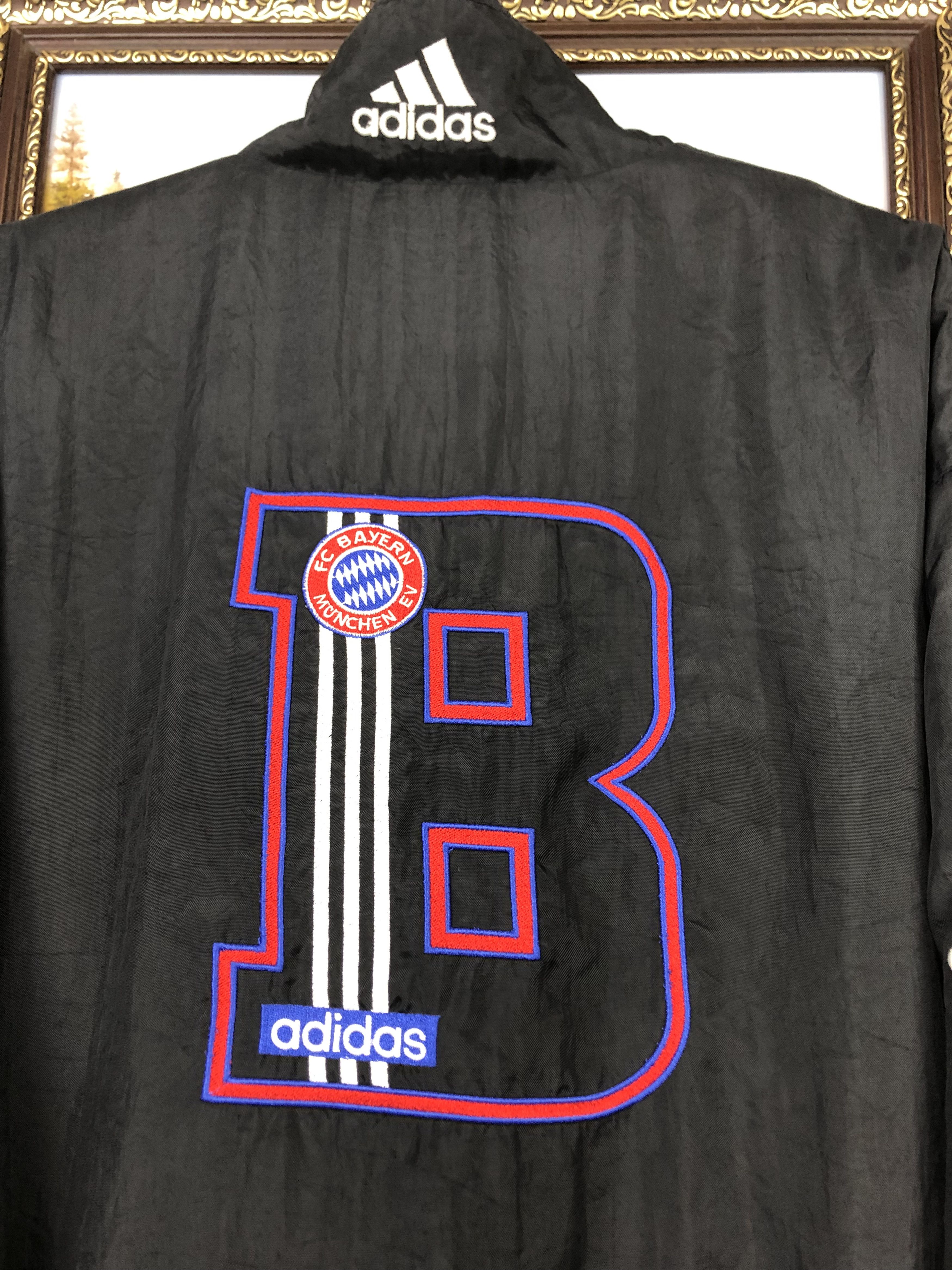 Adidas Vintage Adidas Bayer Munich Jacket Soccer Windbreaker Size US M / EU 48-50 / 2 - 12 Thumbnail