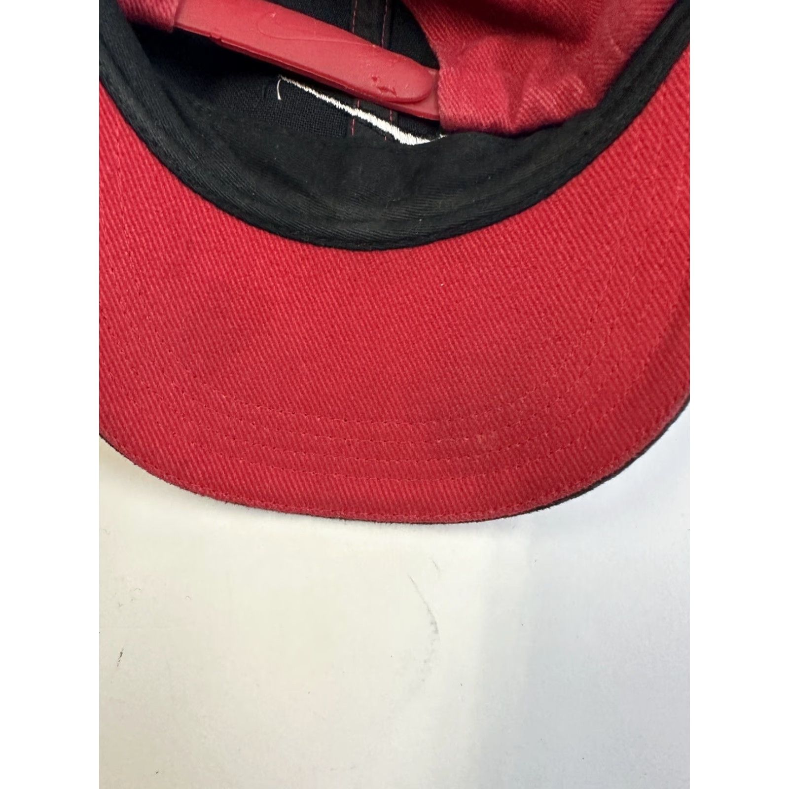 Nike VINTAGE Nike Hat Adult Red Adjustable Snapback Size ONE SIZE - 4 Thumbnail